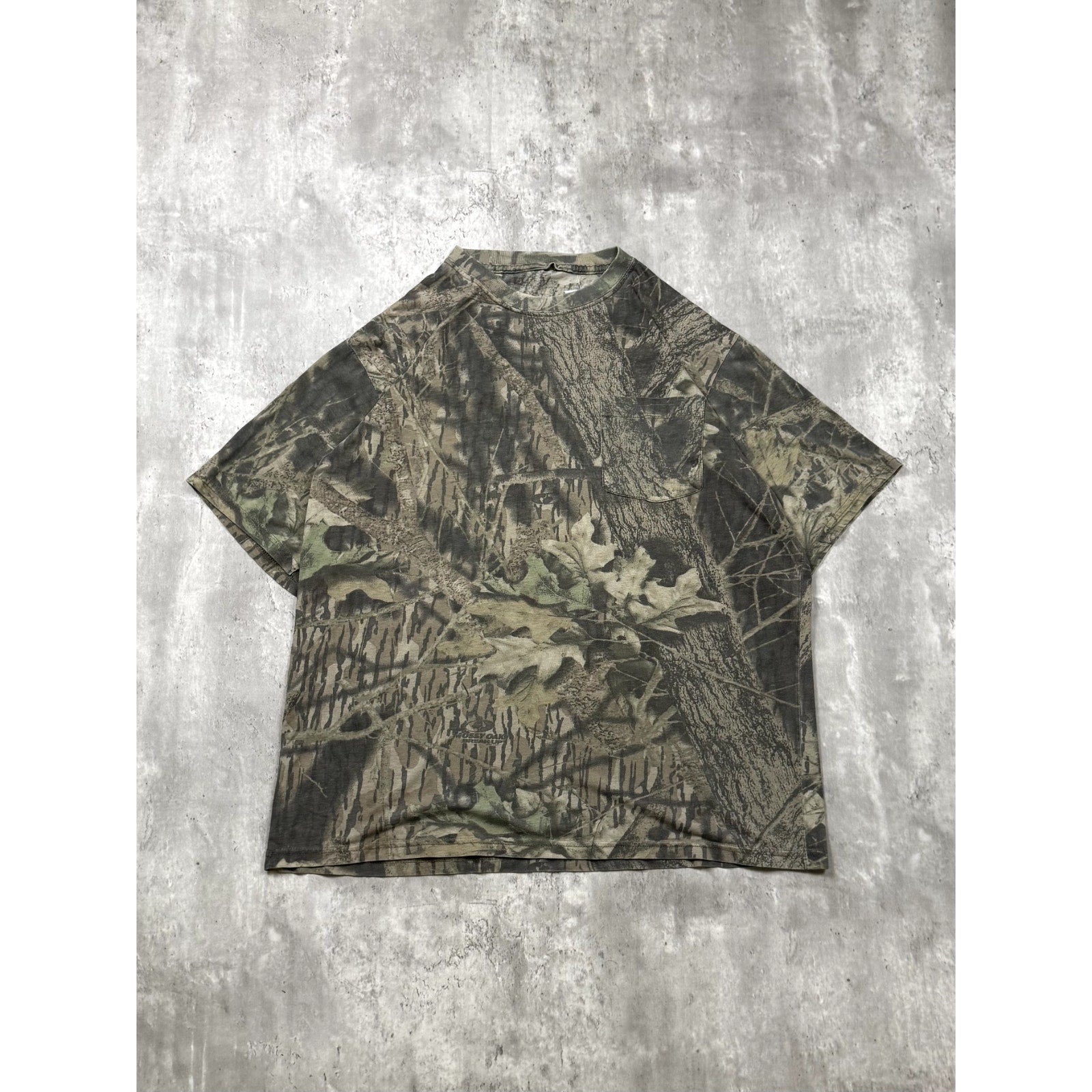 Vintage Mossy Oak Break Up Camo Hunting T-Shirt Size XL