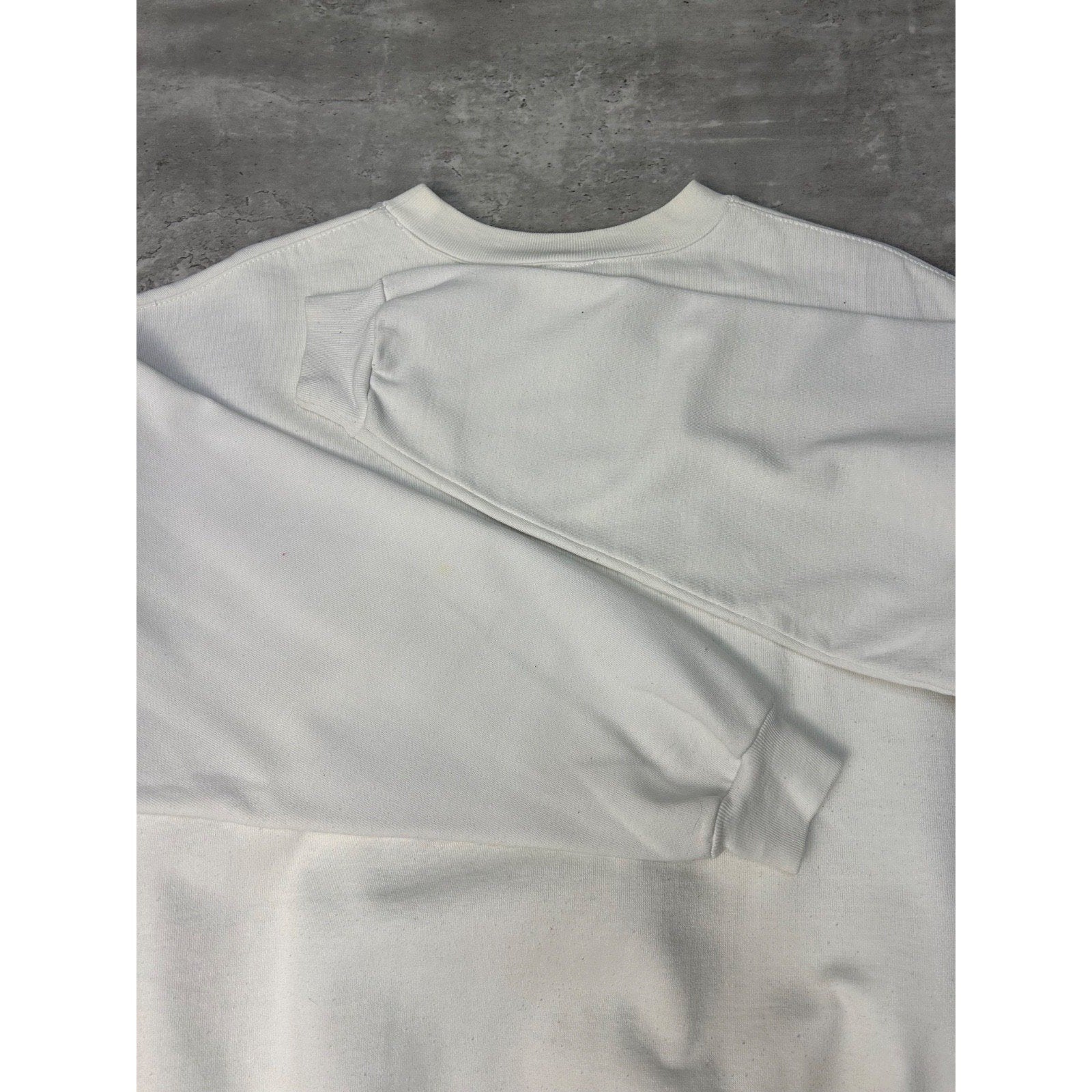 Vintage 90s Quiksilver Embroidered Spellout White Sweatshirt Size Large