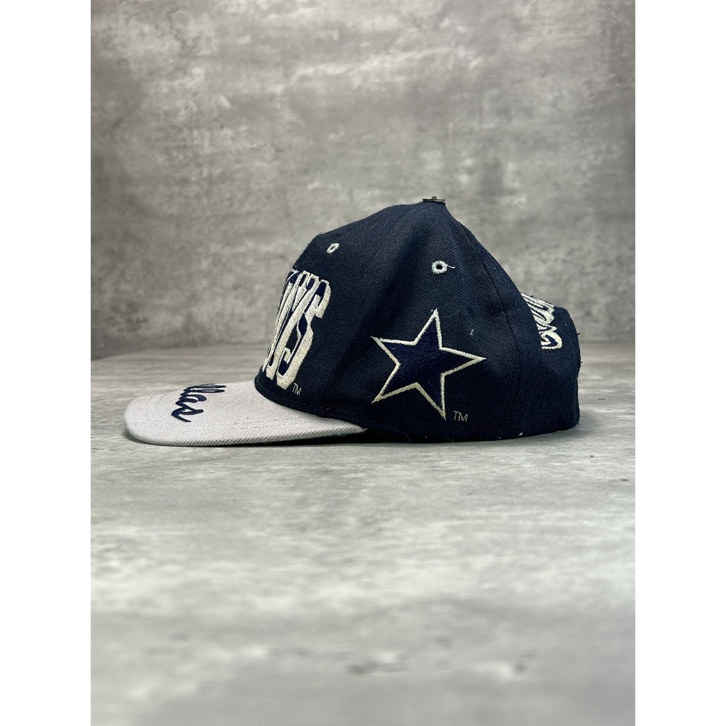 Vintage 90s Dallas Cowboys NFL Embroidered Logo Football Snapback Hat OSFA