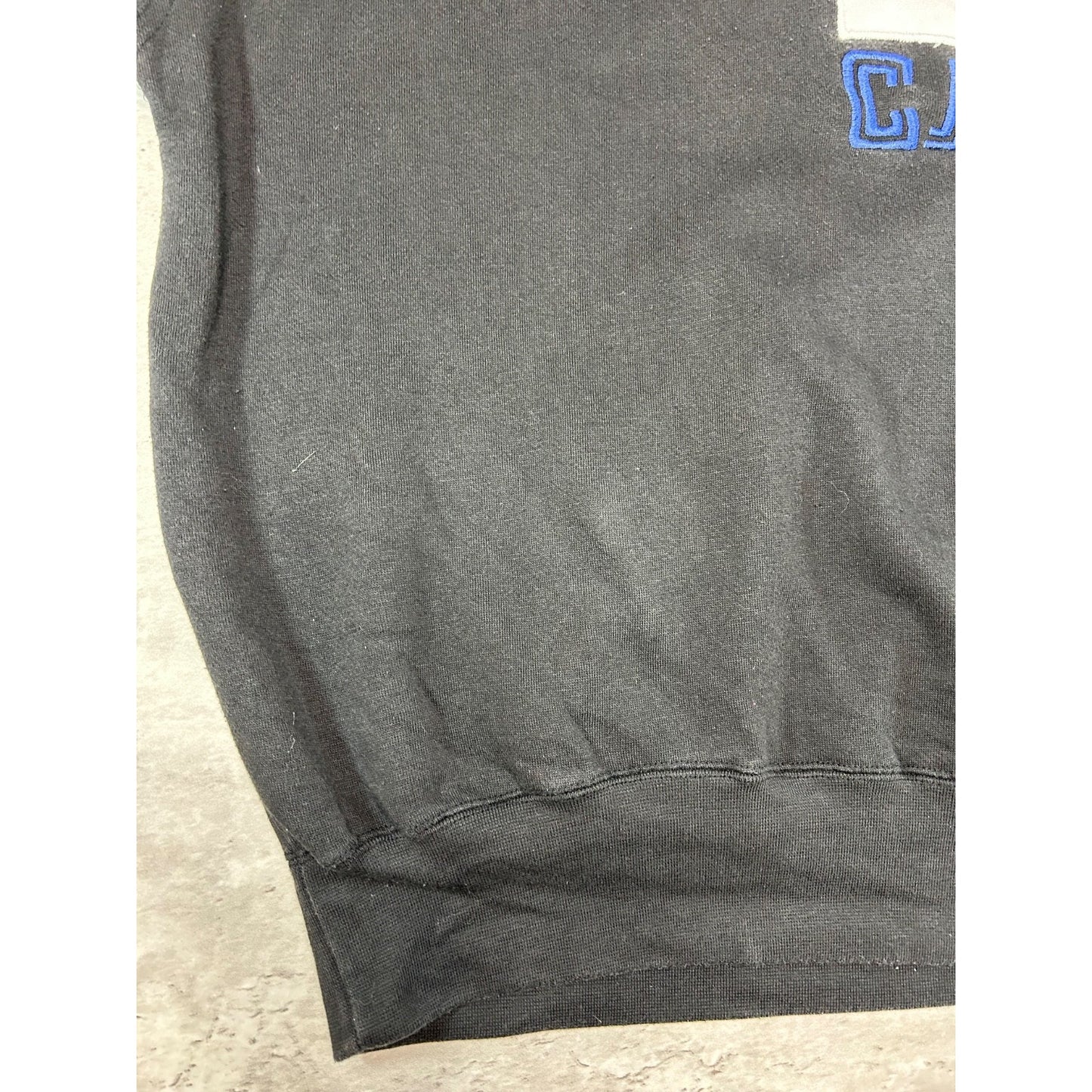 Vintage Cleveland Cavaliers NBA Embroidered Logo Basketball Sweatshirt Size XL