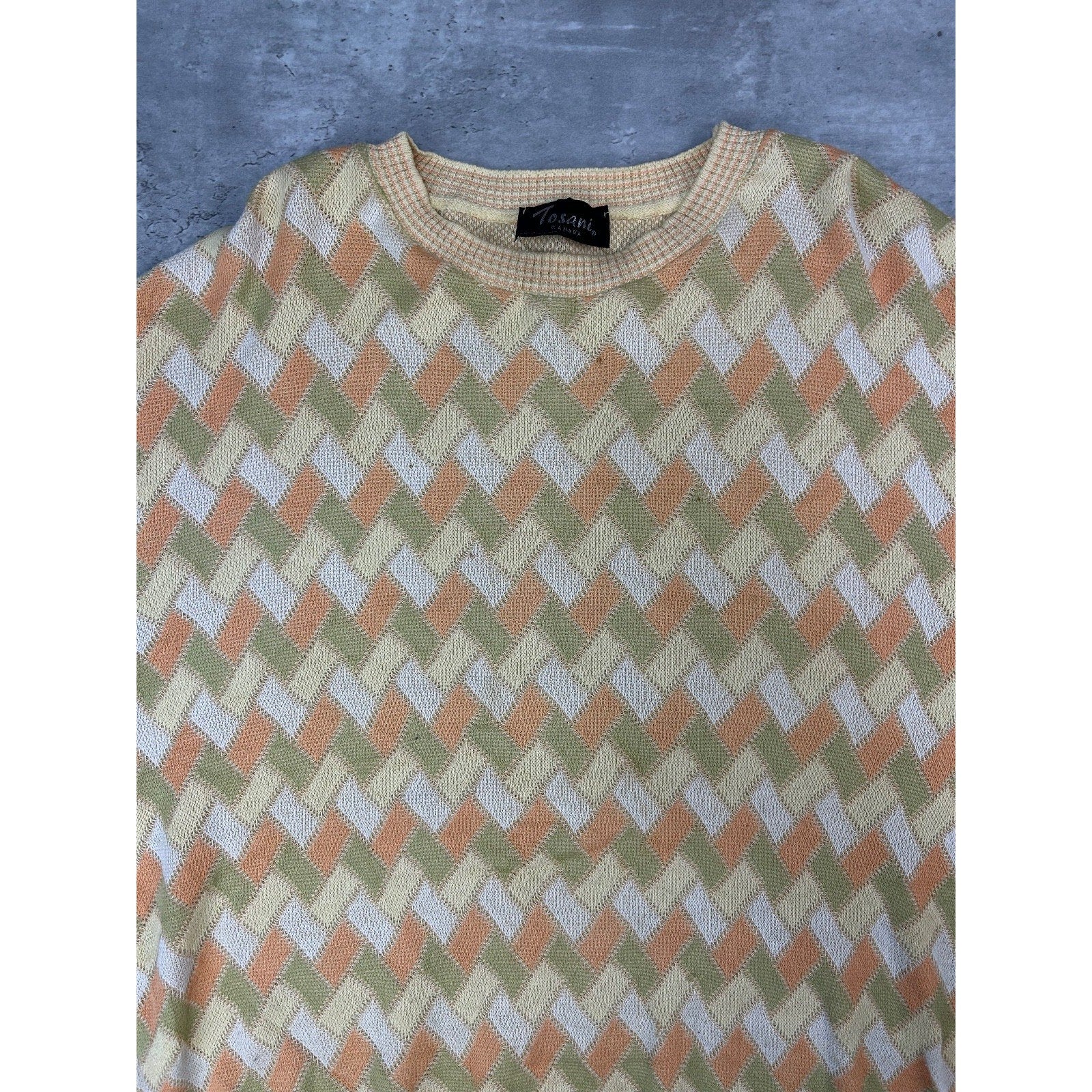 Vintage 90s Tosani Lightweight Zig Zag Print Pullover Knit Sweater Size XL