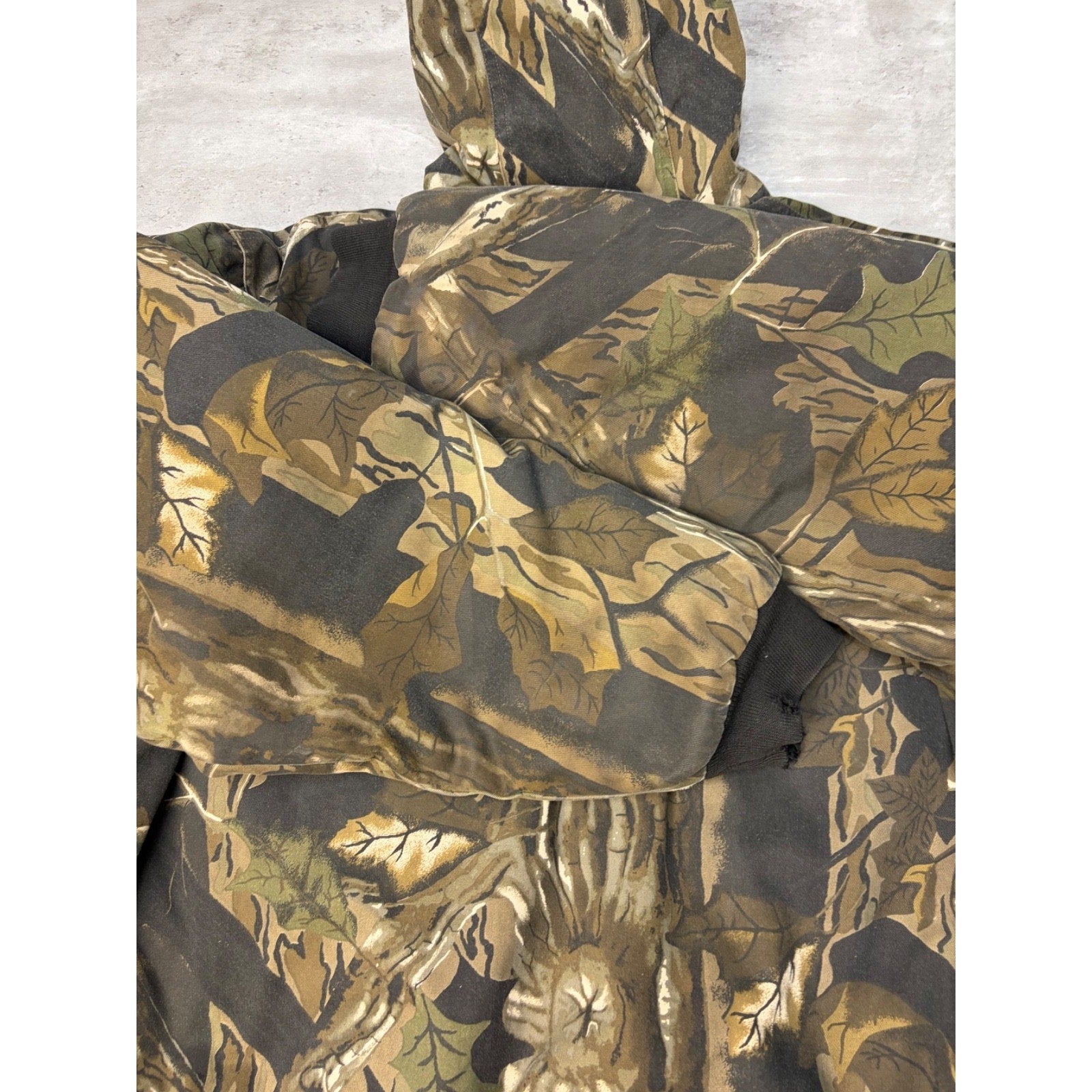 Vintage Insulated Tree Camo Hunting Hooded Bomber Jacket Size XL