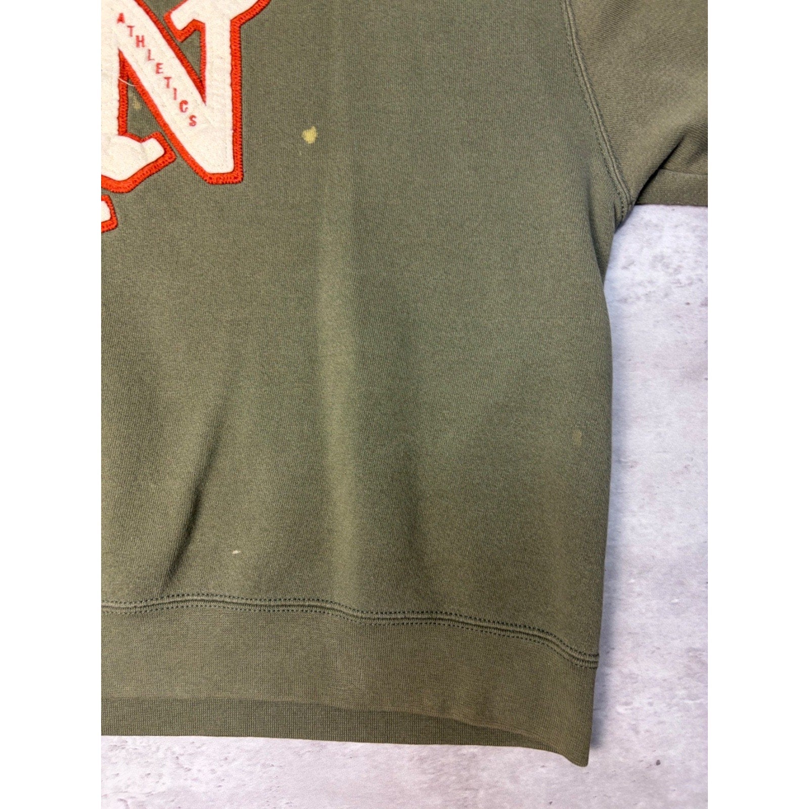 Vintage Nike Athletic Embroidered Middle Swoosh Graphic Sweatshirt Size Medium