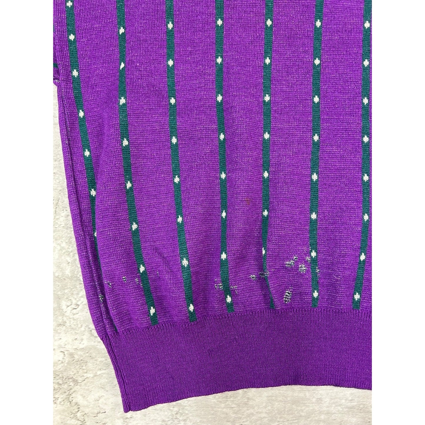 Vintage 90s Izod Diamond Striped Print Pullover Knit Sweater Size Large