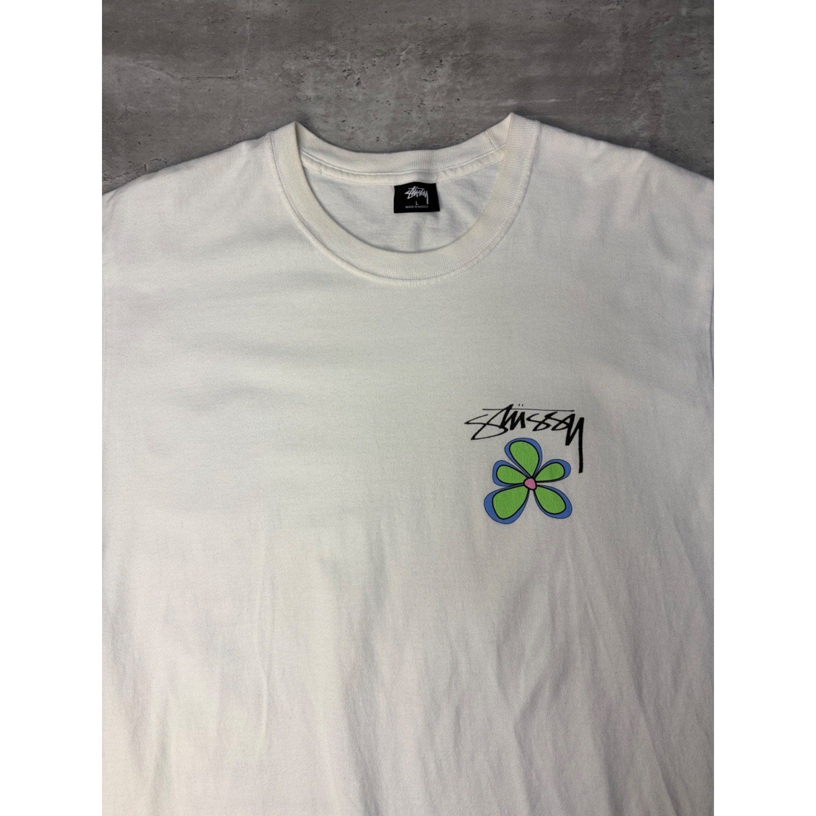 Stussy Spellout Flower Graphic White T-Shirt Size Large