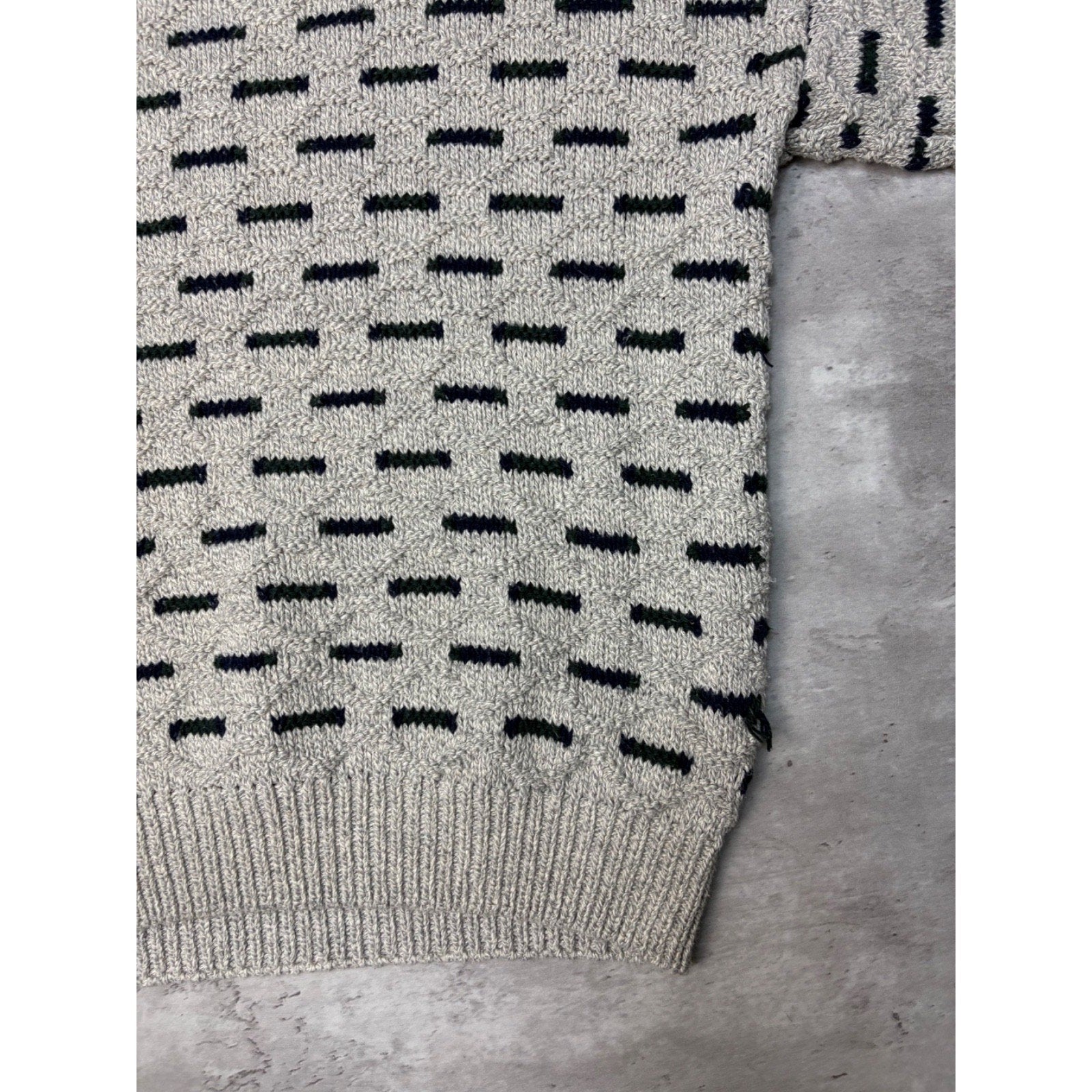 Vintage 90s Savile Row Abstract Pattern Textured Knit Sweater Size Large
