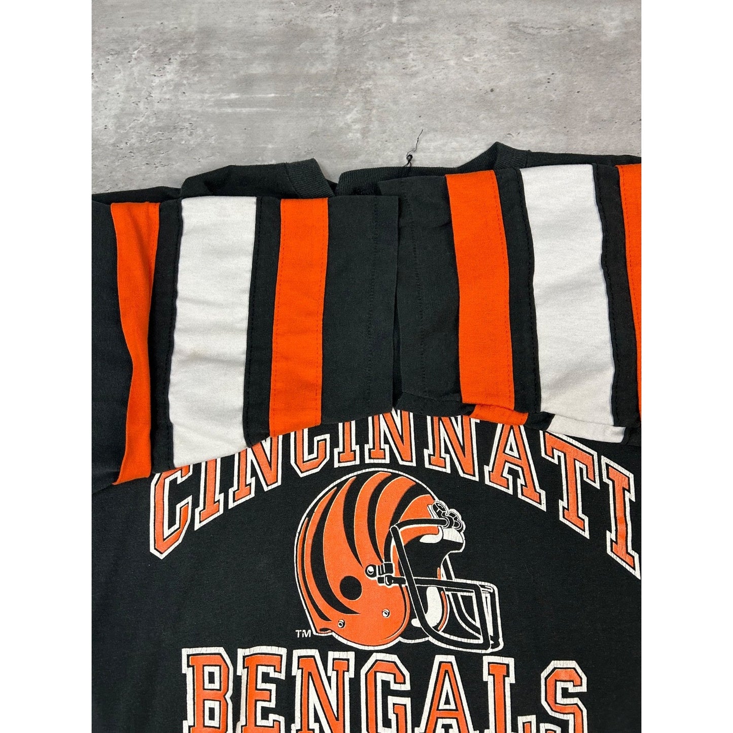 Vintage 90s Cincinnati Bengals NFL Logo 7 Football Jersey Size Large Black