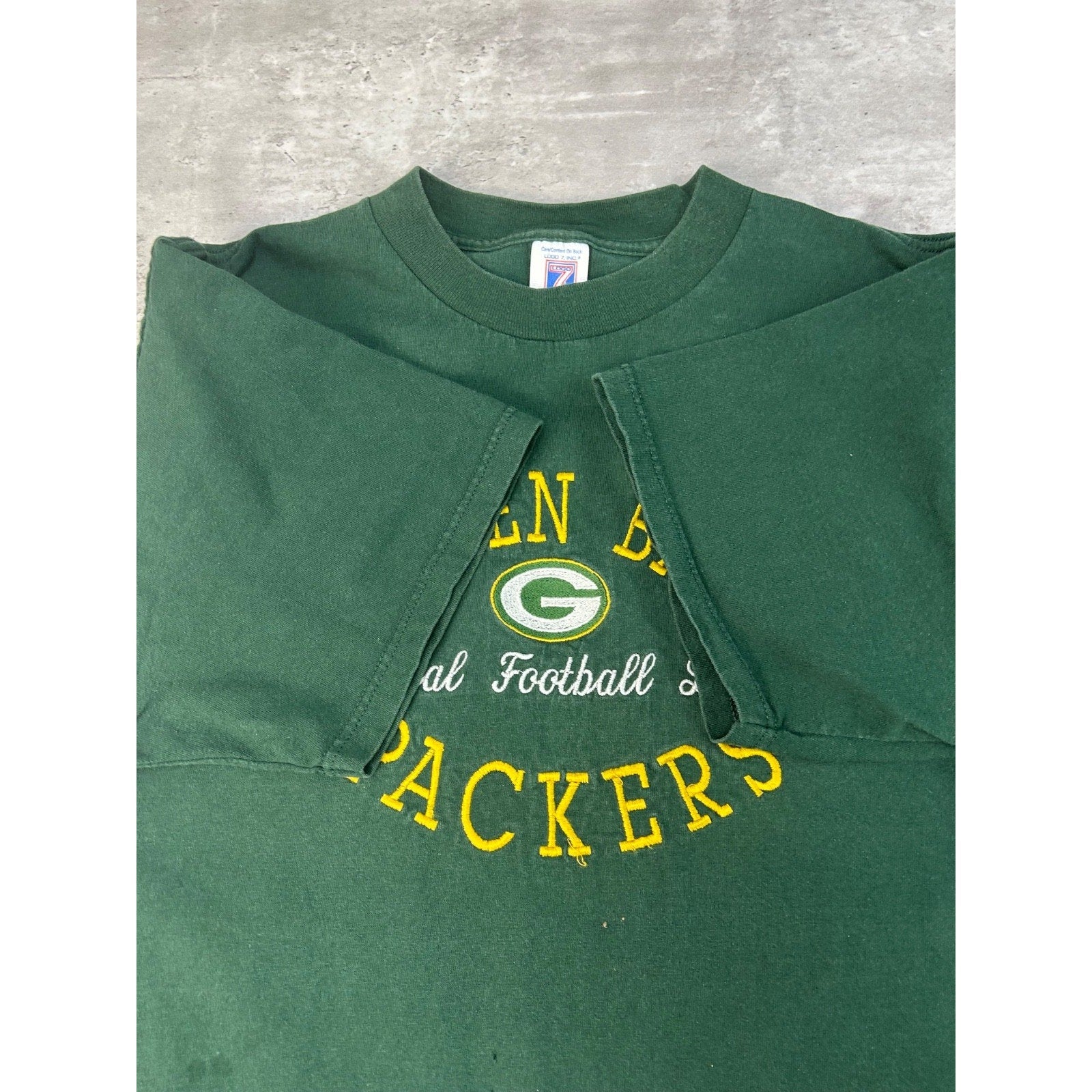Vintage 90s Green Bay Packers NFL Embroidered Spellout Football T-Shirt Sz Large