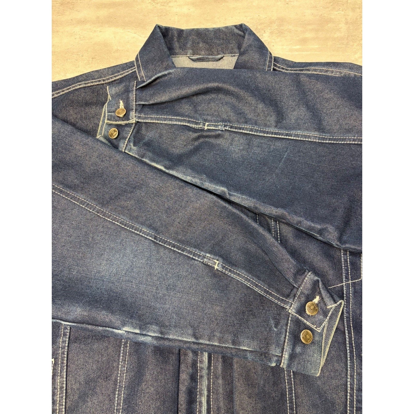 Vintage Y2K Fubu Dark Wash Denim Contrast Stitch Trucker Jacket Size Large