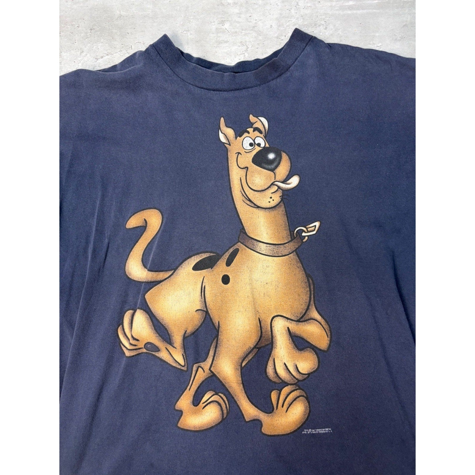 Vintage 1997 Scooby Doo Character Graphic T-Shirt Size Large