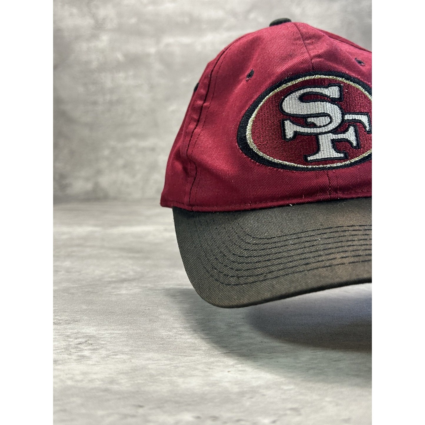 Vintage 90s San Francisco 49ers NFL Embroidered Logo Football Snapback Hat OSFA
