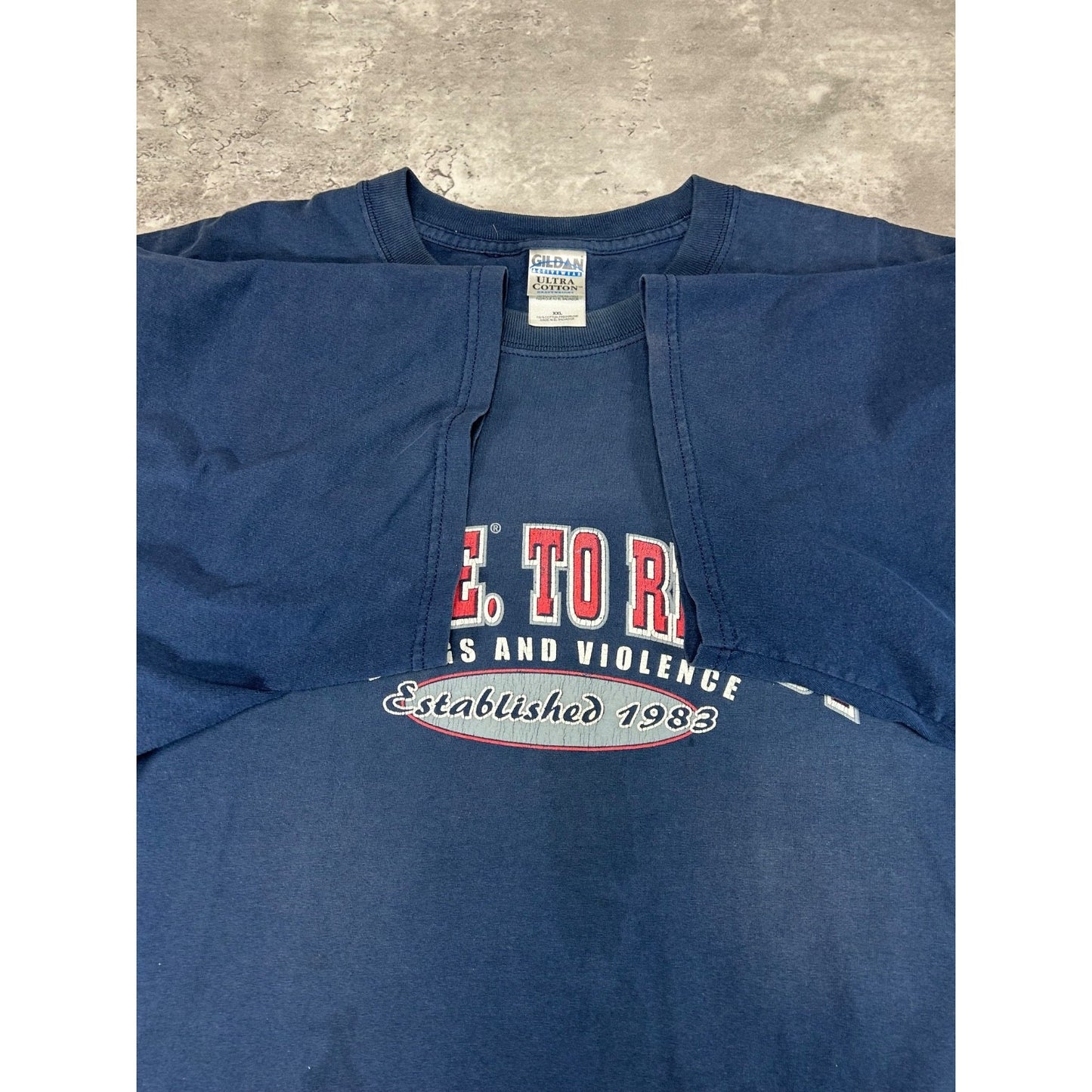 Vintage 2000s D.A.R.E To Resist Anti Drug Promo Spellout T-Shirt Size 2XL