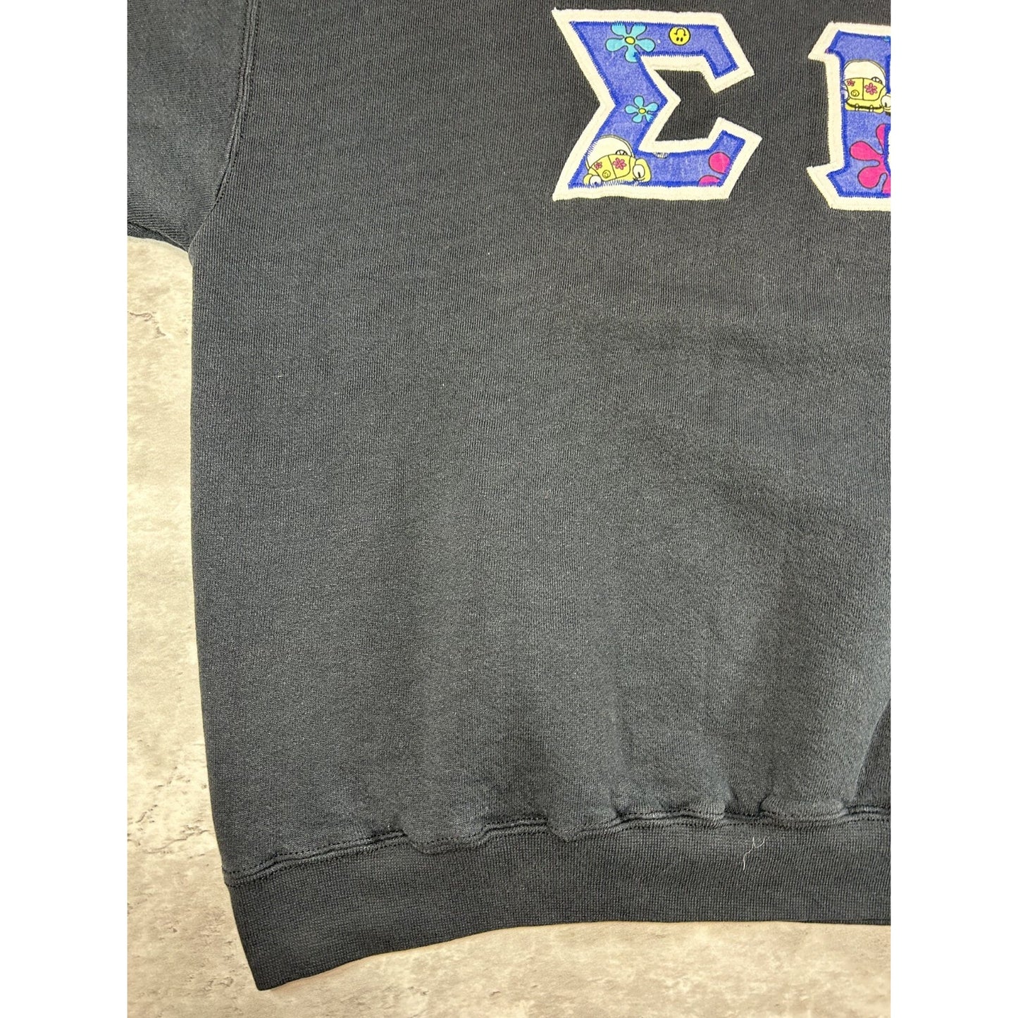 Vintage 80s/90s Sigma Kappa Fraternity Embroidered Patch Sweatshirt Size Medium