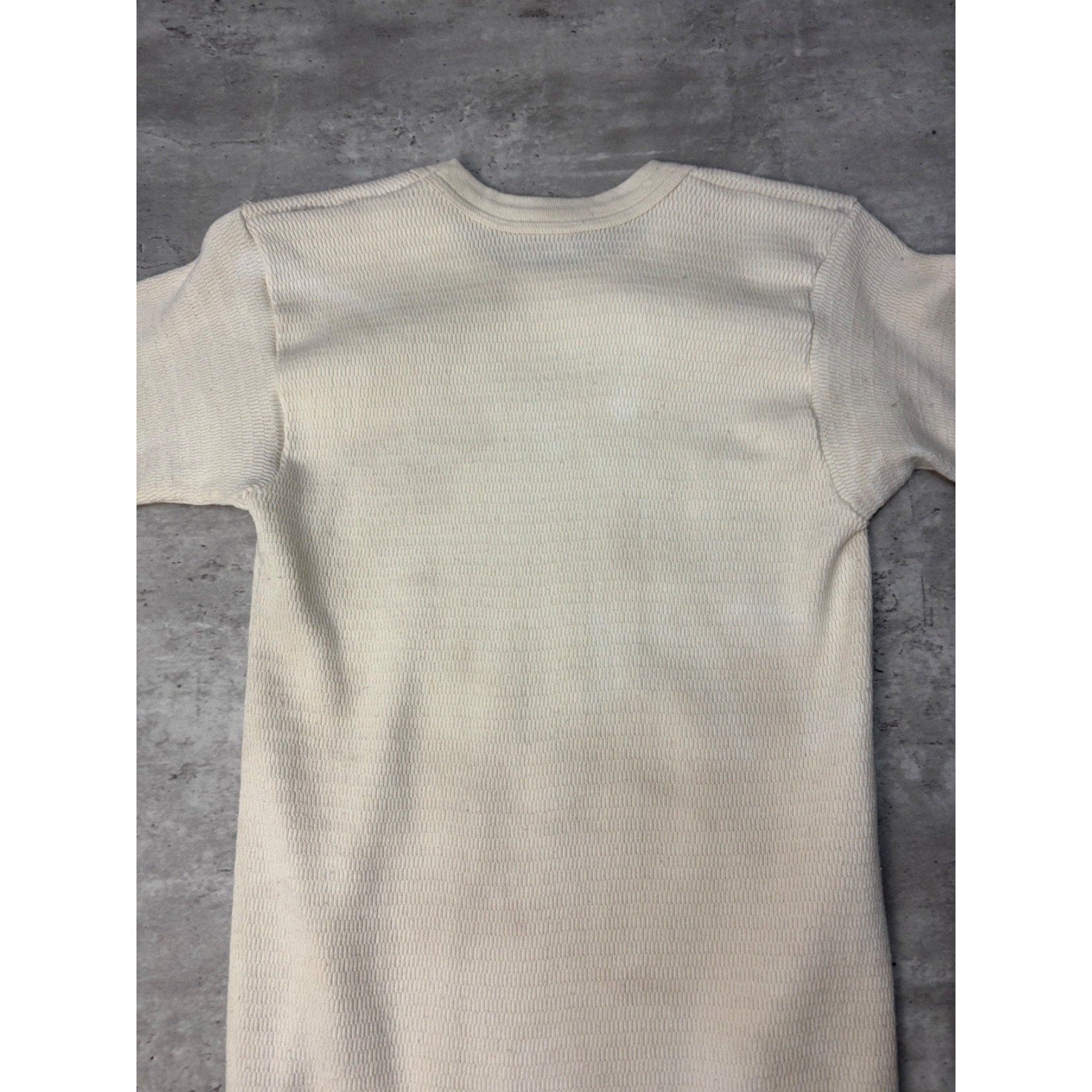 Vintage 1970s Bodygard Waffle Print Thermal Long Sleeve T-Shirt Size XL