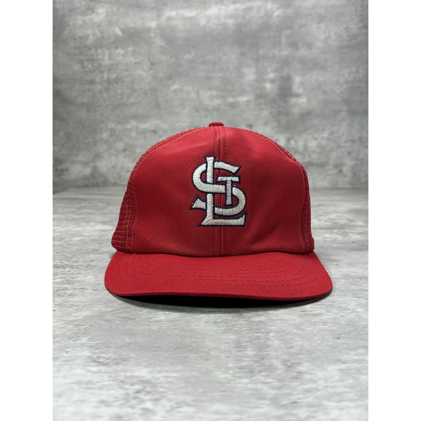 Vintage 90s St Louis Cardinals MLB Embroidered Logo Trucker Snapback Hat Sz M/L