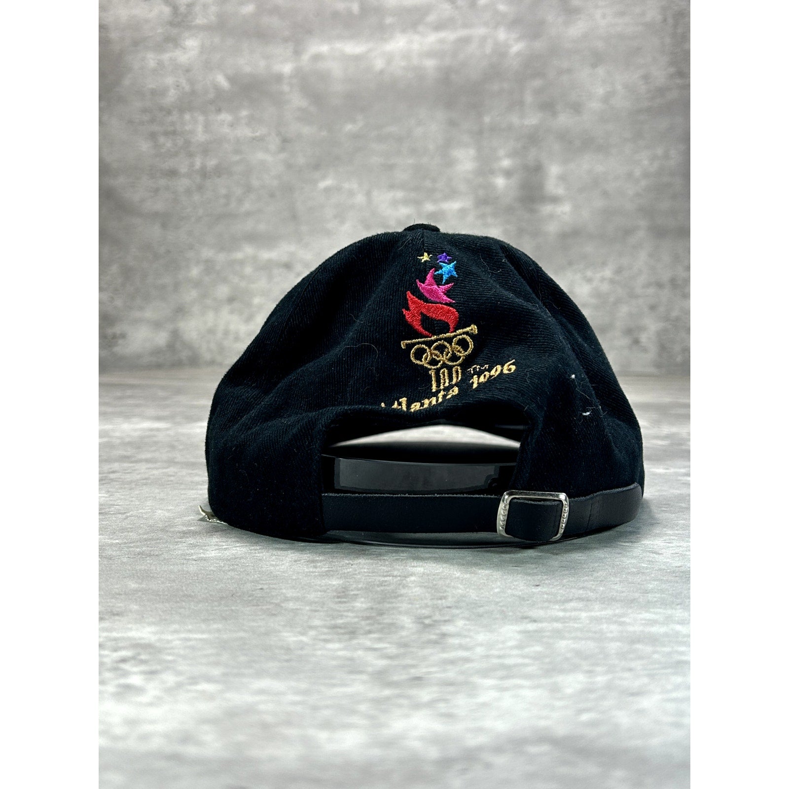 Vintage 90s Team Canada Olympics Embroidered Logo Strapback Hat OSFA Black