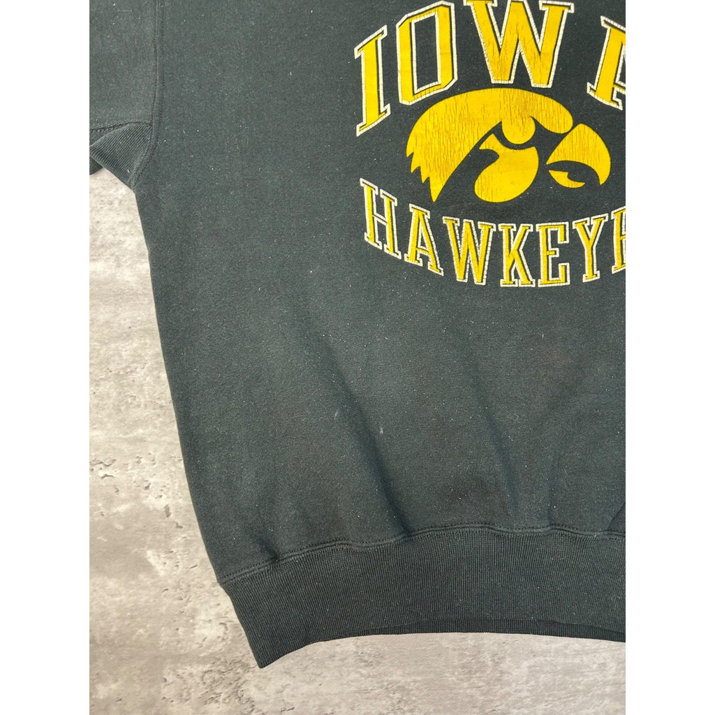 Vintage 90s Iowa Hawkeyes NCAA Collegiate Graphic Sweatshirt Size XL