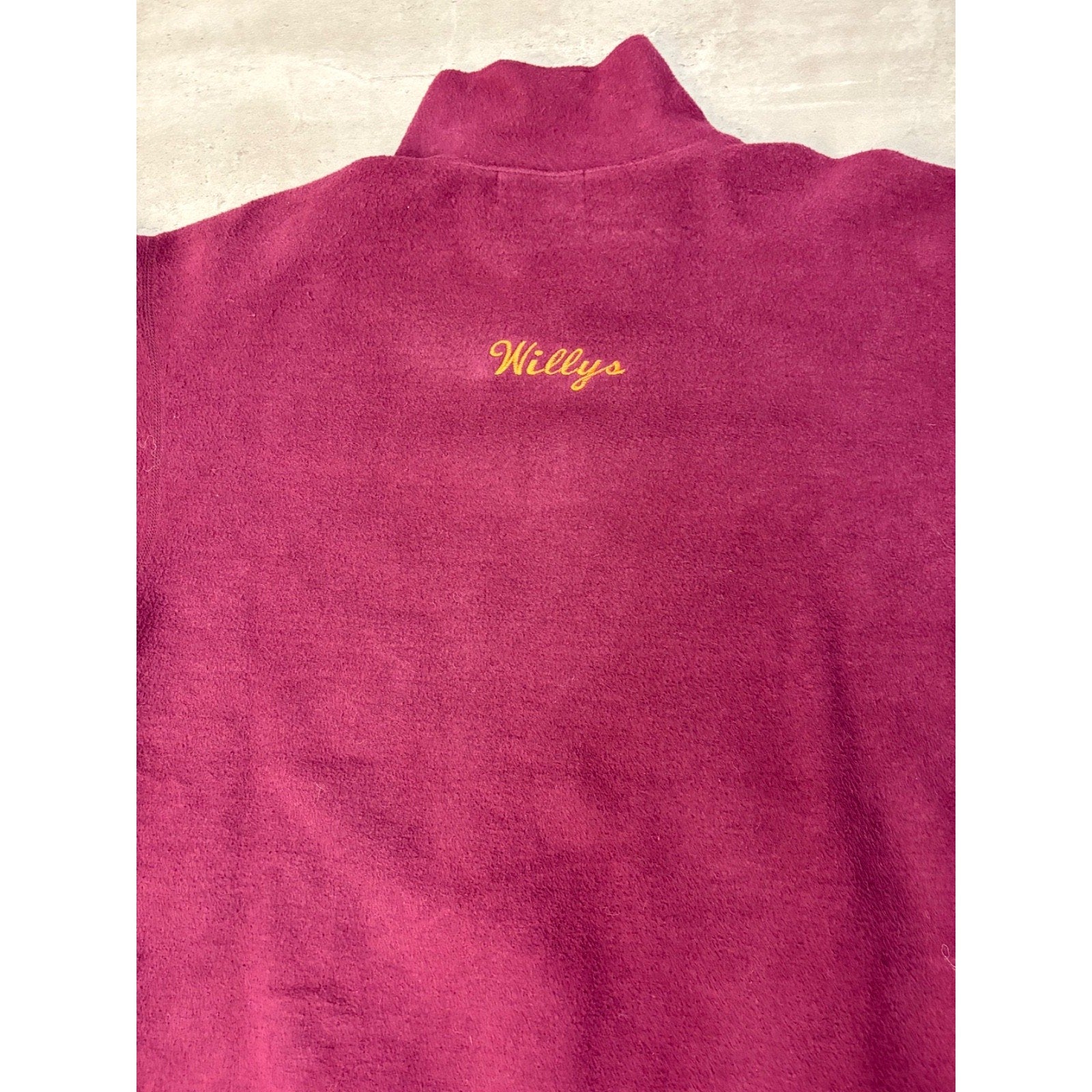 Vintage 90s Queens University Embroidered Logo 1/4 Zip Sweatshirt Size XL