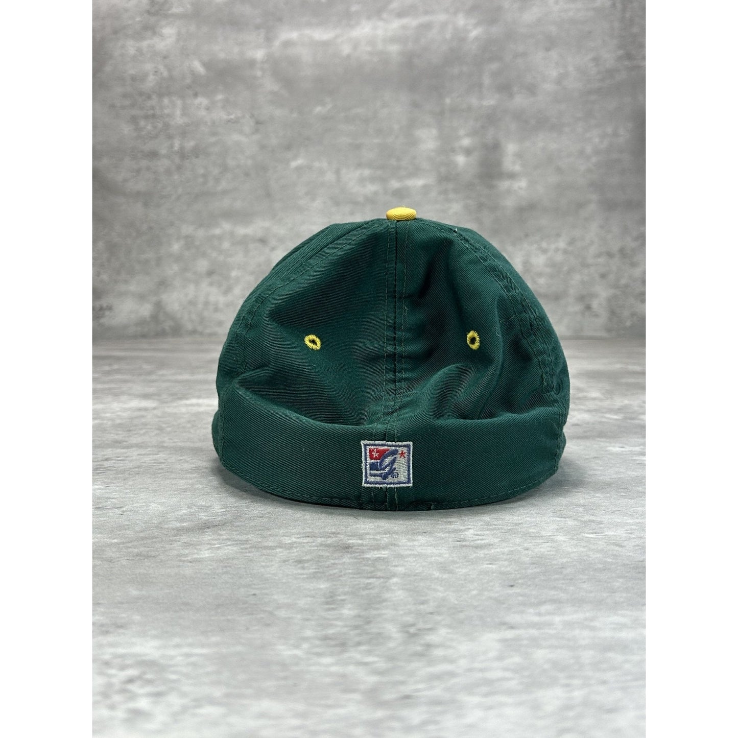 Vintage 90s Green Bay Packers NFL Embroidered Logo Football Fitted Hat 7