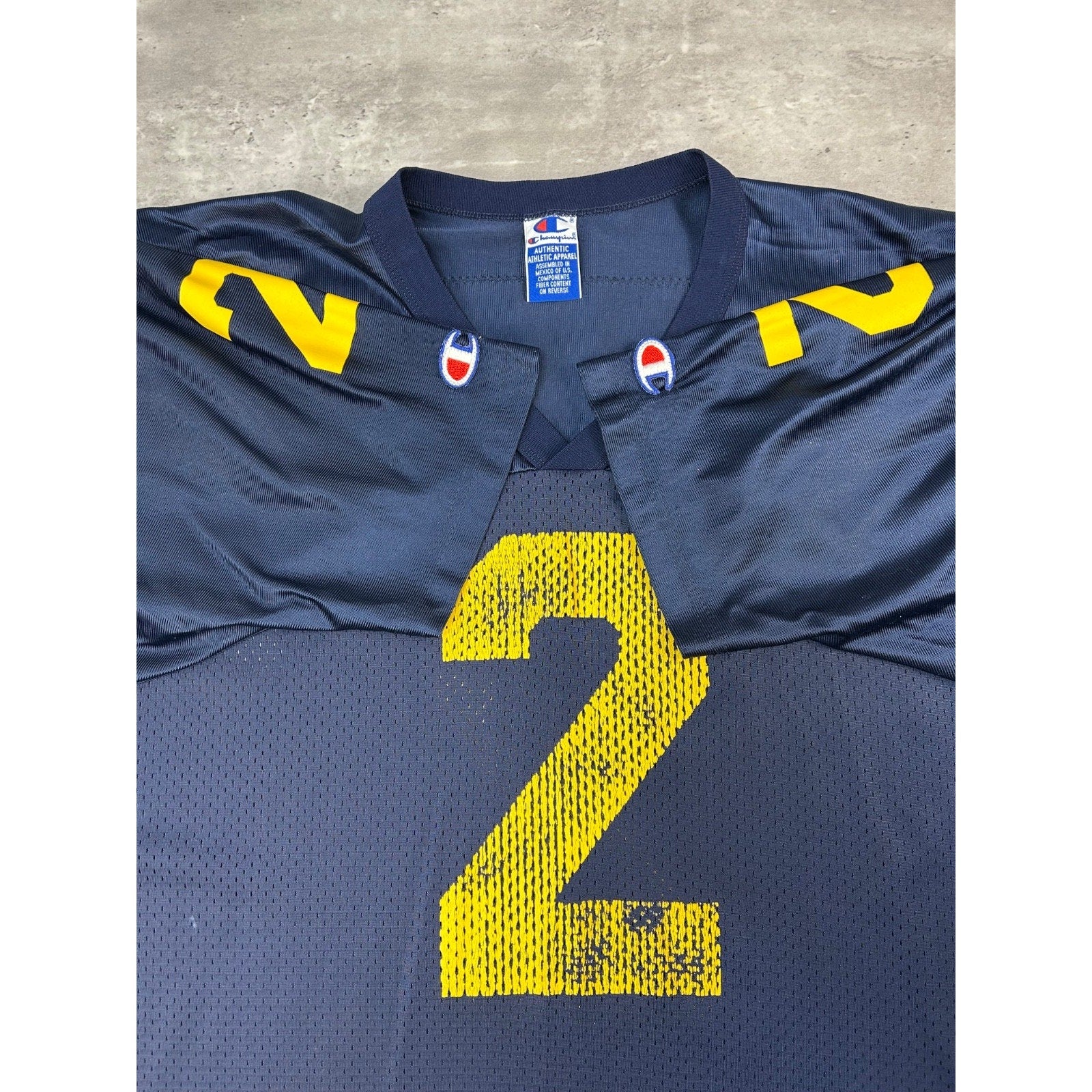 Vintage 90s Michigan Wolverines #2 NCAA Champion Football Jersey Size XL