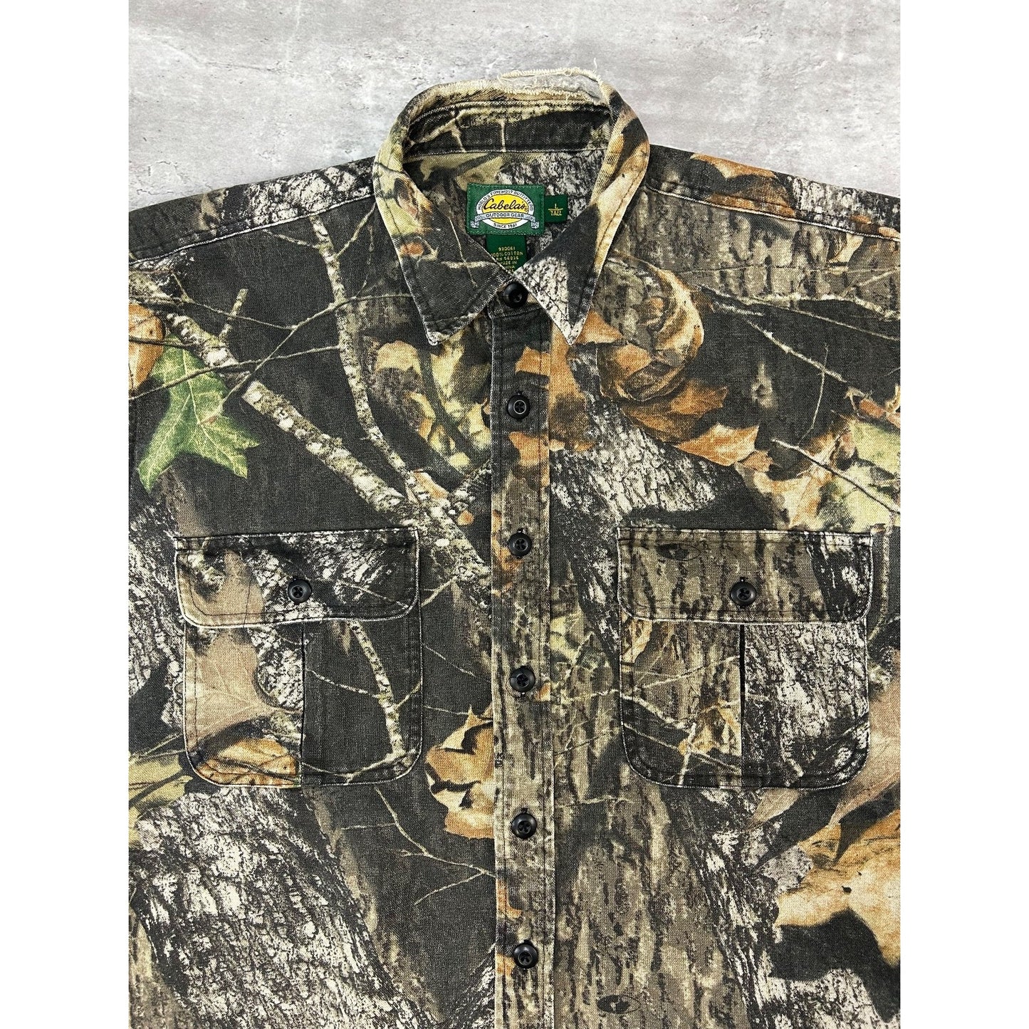 Vintage Cabelas Mossy Oak Tree Camo Hunting Long Sleeve Button Up Shirt LT