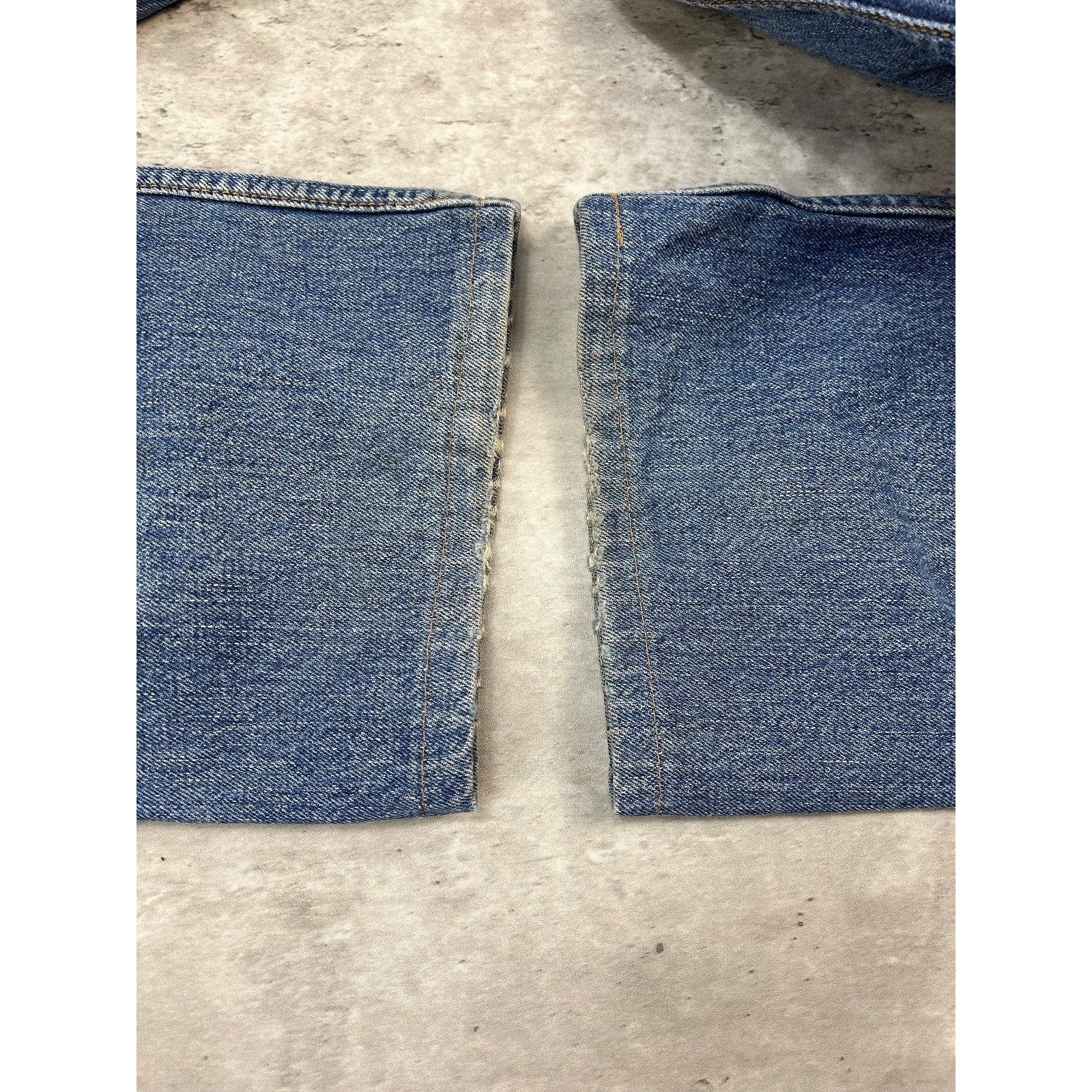 Vintage 90s Levis 590 Medium Wash Denim Pants Size 36 Blue