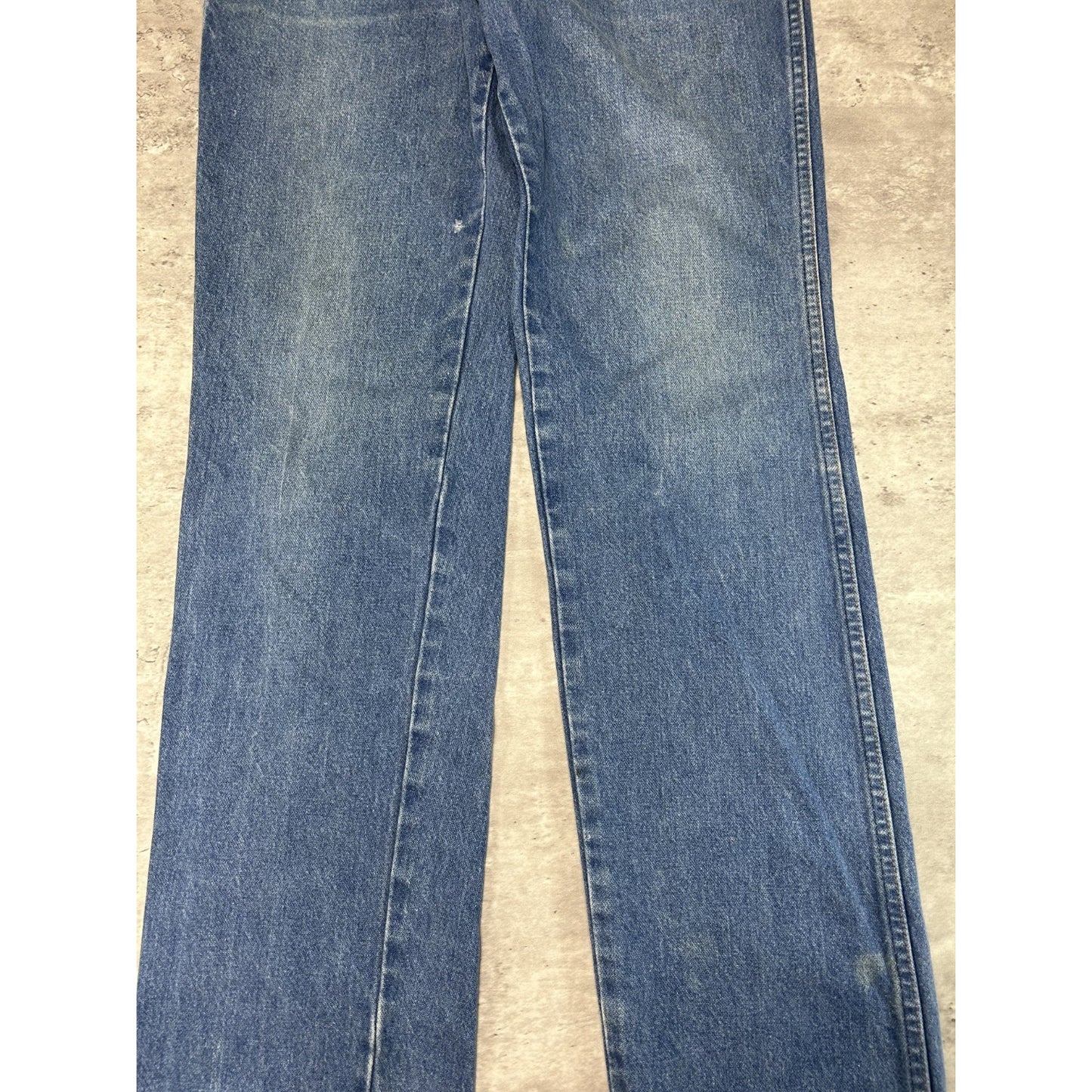 Vintage 70s/80s Wrangler Straight Fit Medium Wash Denim Pants Size 32 Blue
