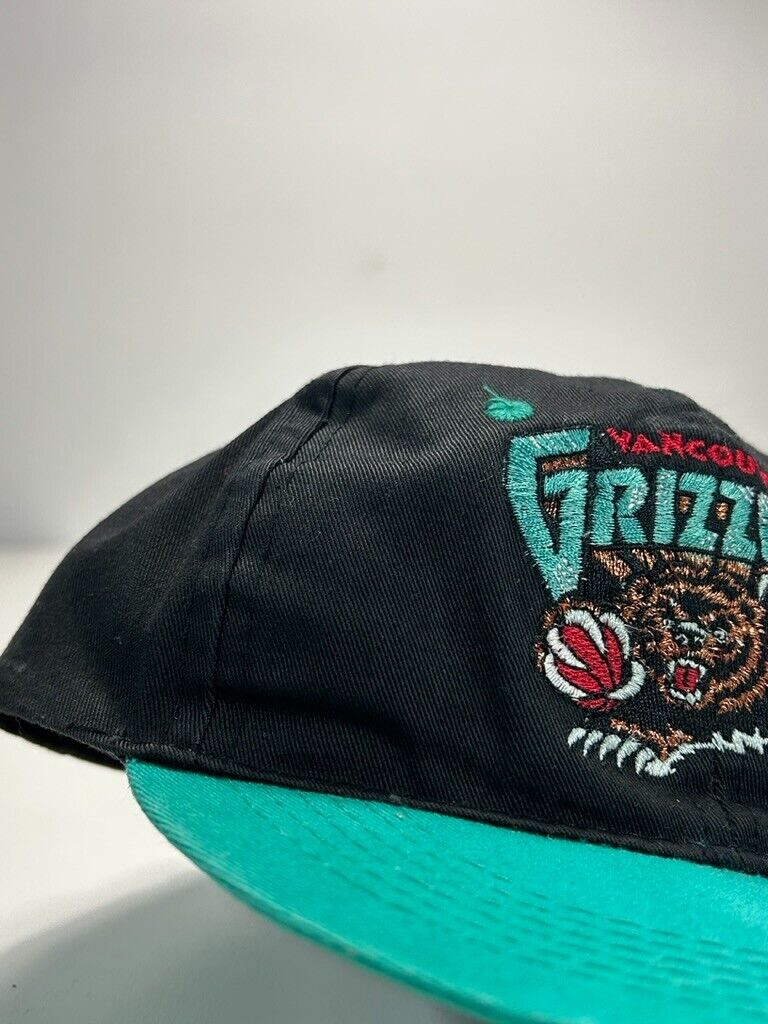 Vintage 1994 Vancouver Grizzlies NBA Embroidered YOUTH Snapback Hat OSFA