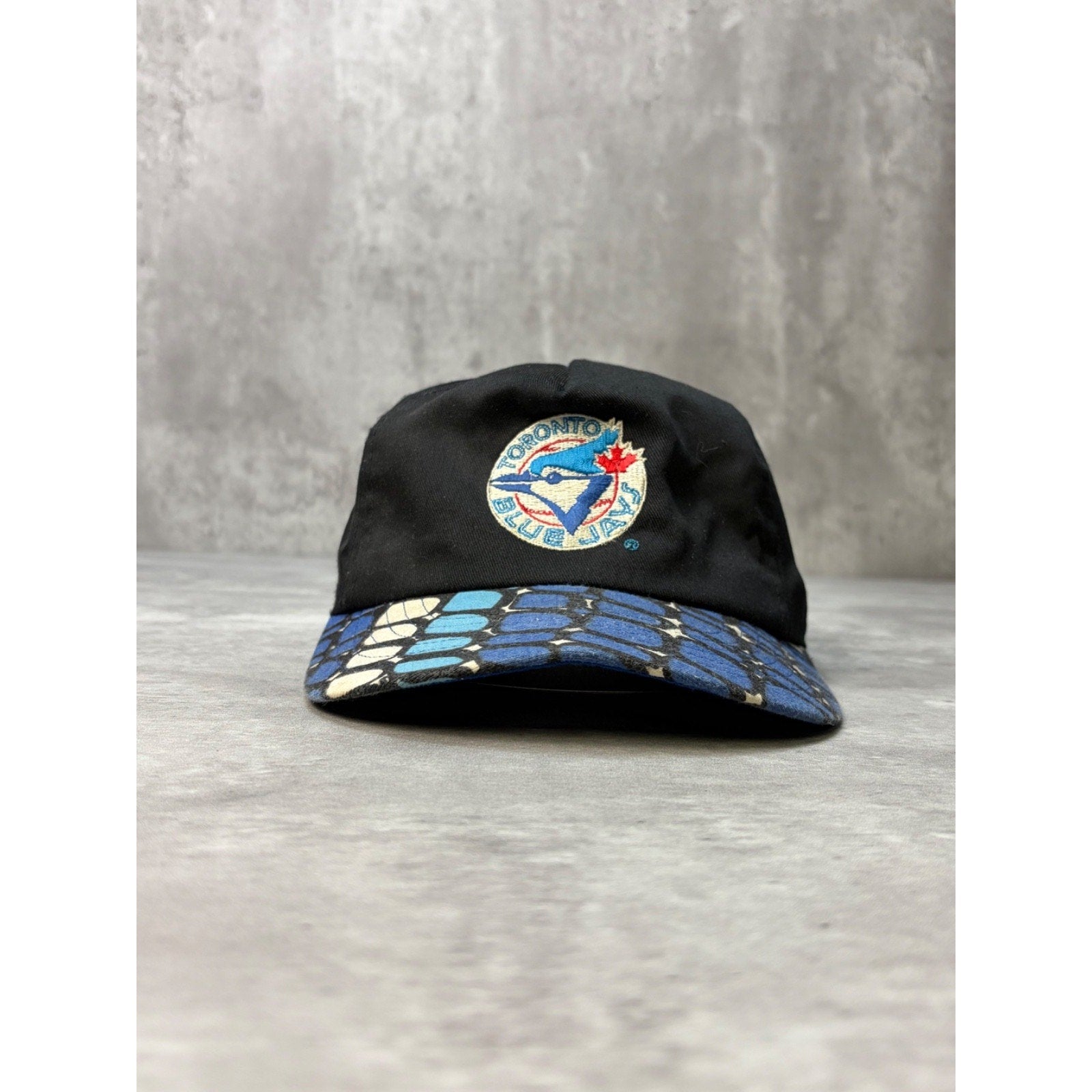 Vintage Toronto Blue Jays MLB Embroidered Patch Zubaz Snapback Hat OSFA