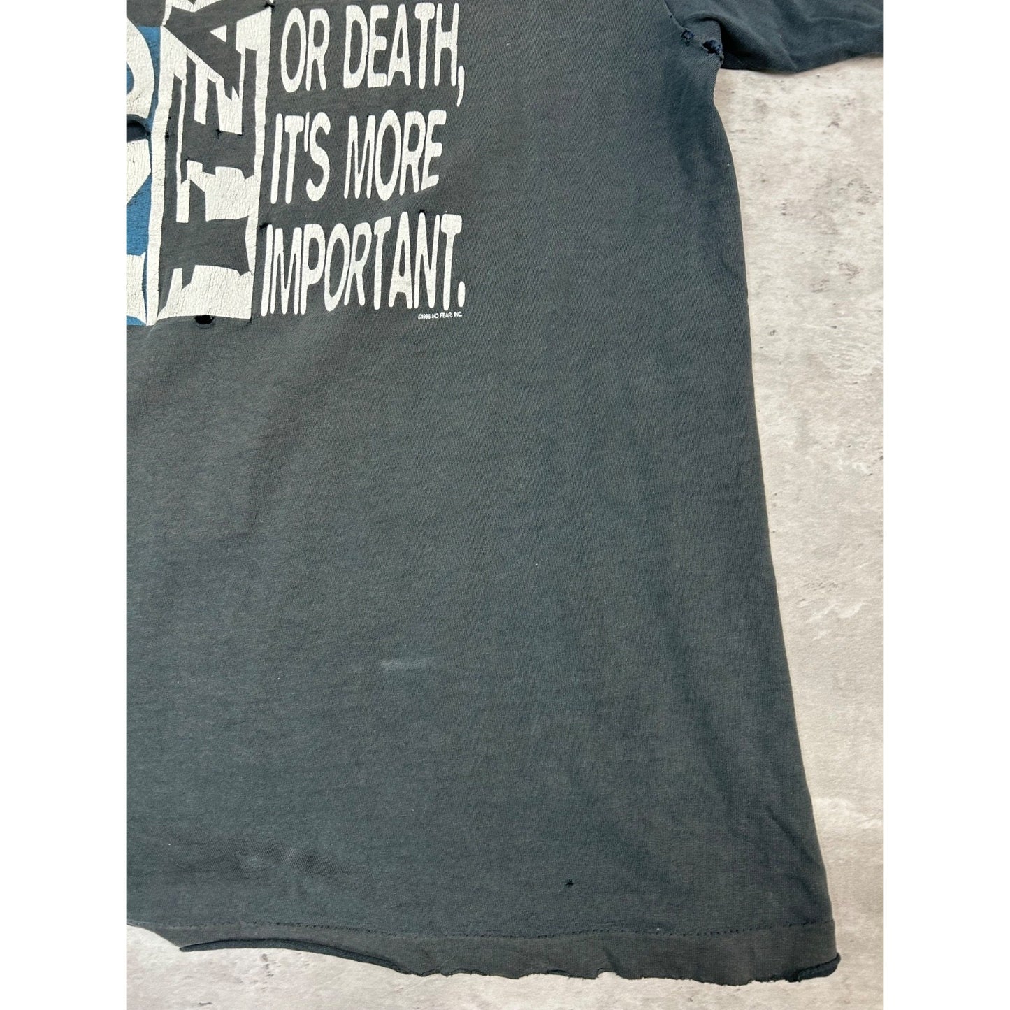 Vintage Y2K No Fear Life Isn't Winning Graphic Slogan T-Shirt Size Large Black