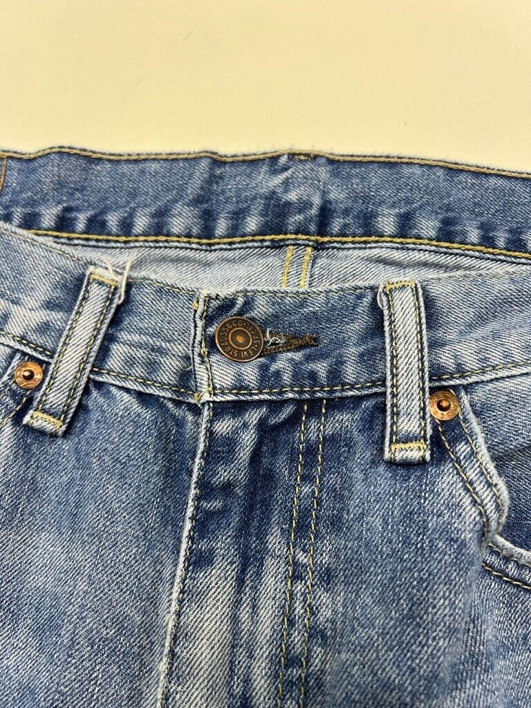 Vintage Levi's 505 Red Tab Straight Fit Light Wash Denim Pants Size 36 Blue