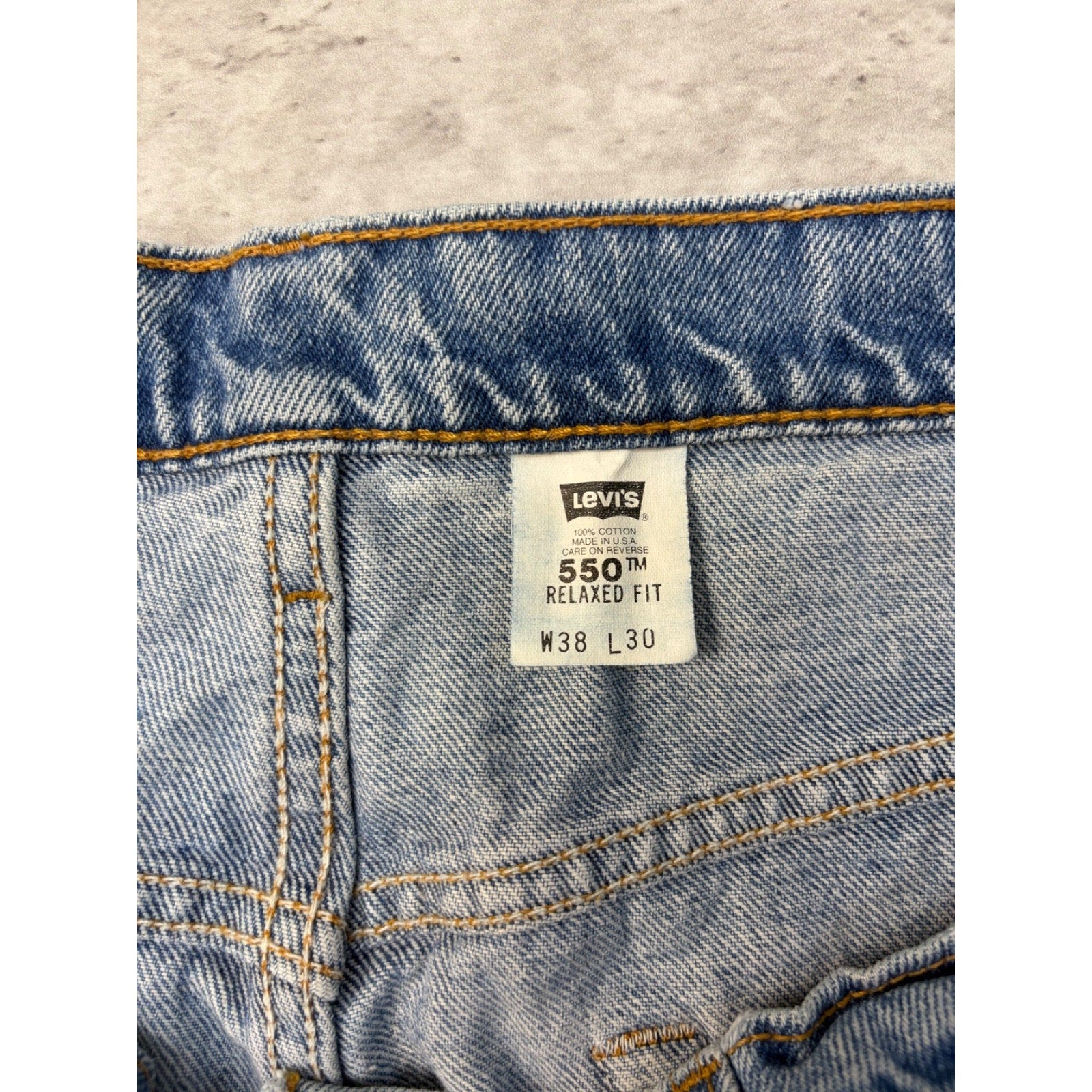 Vintage Levis 550 Red Tab Relaxed Fit Medium Wash Denim Pants Size 36