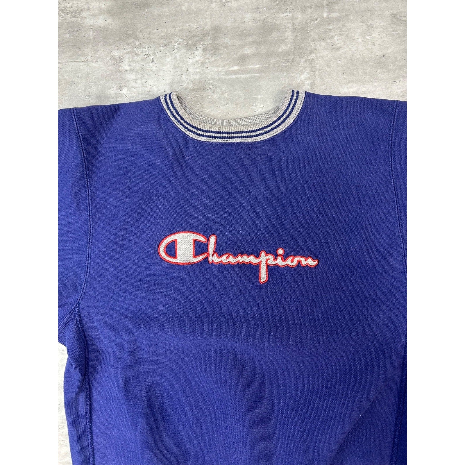 Vintage 90s Champion Embroidered Spellout Reverse Weave Sweatshirt Size Large
