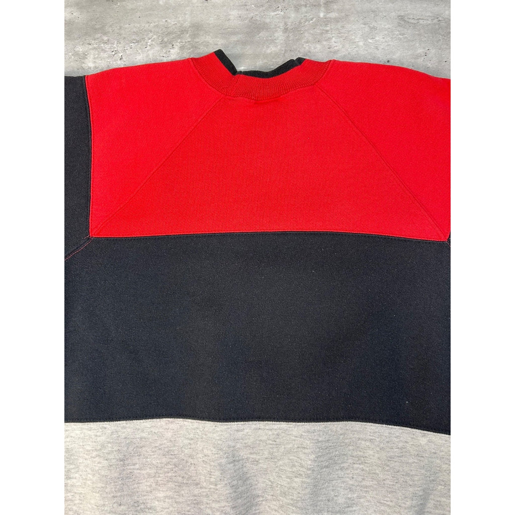 VTG 90s Chicago Bulls NBA Embroidered Spellout Short Sleeve Sweatshirt Sz Large