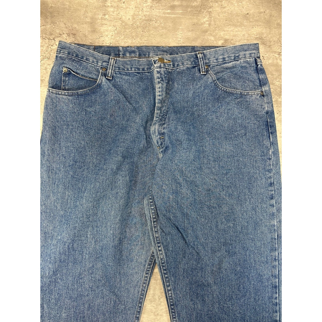 Vintage Wrangler Authentic Jeans Medium Wash Denim Pants Size 42
