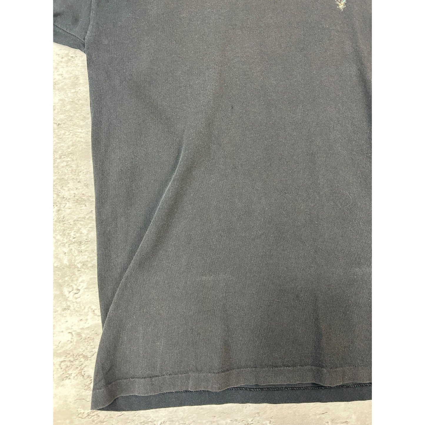 Vintage 90s Quiksilver Surf Crest Logo Graphic T-Shirt Size Large Black