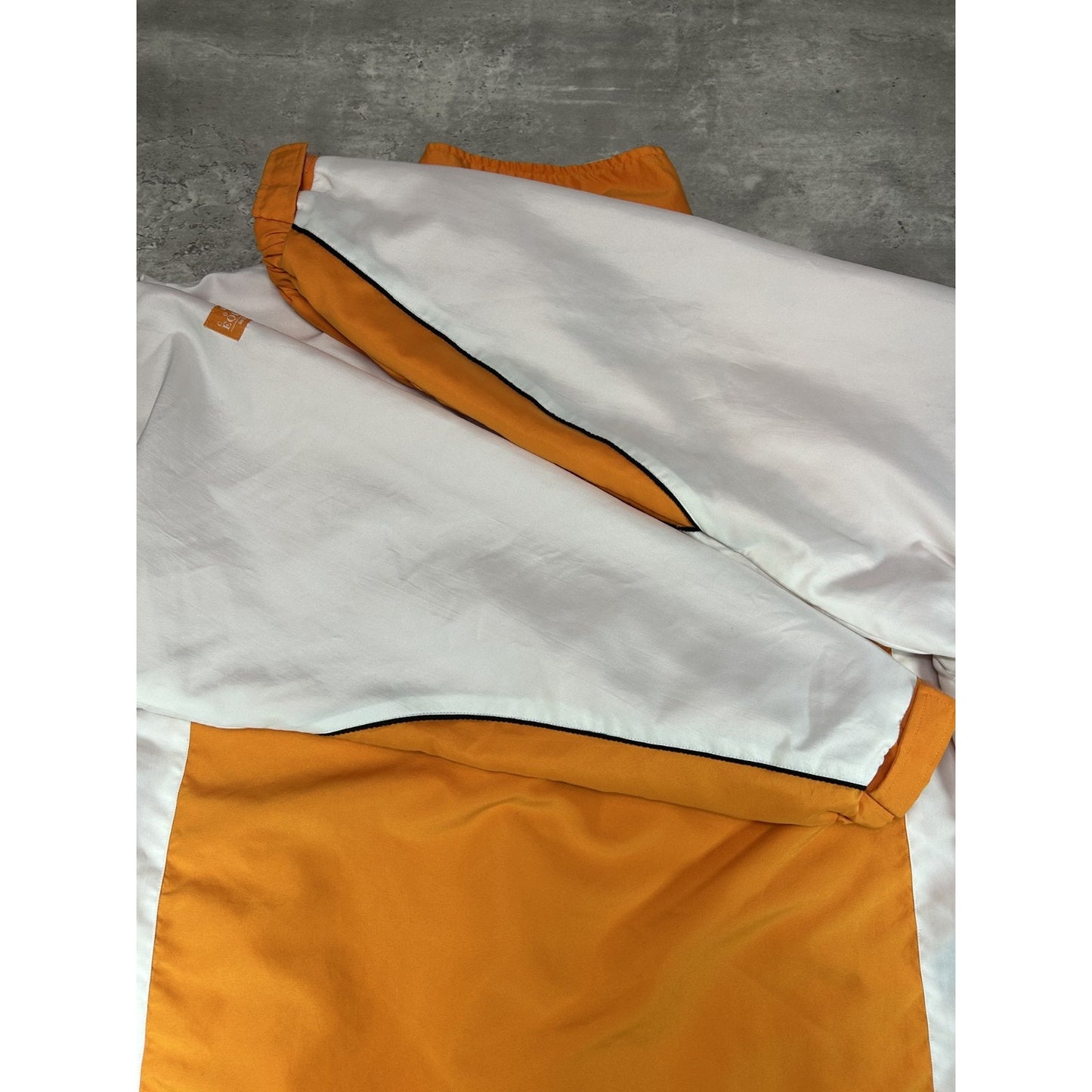 Tennessee Volunteers NCAA Embroidered Logo Windbreaker Jacket Size Large