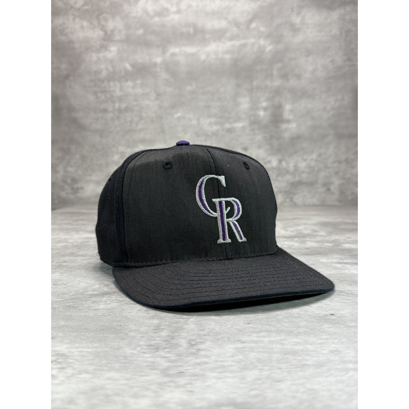 Vintage 90s Colorado Rockies MLB Embroidered Logo Baseball Snapback Hat OSFA