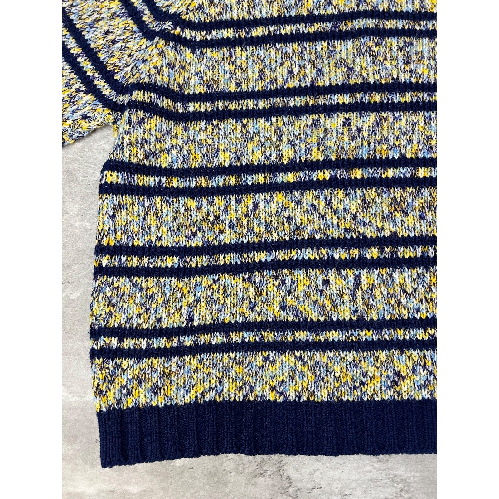 Vintage Abstract Striped Pullover Ribbed Knit Sweater Size Medium