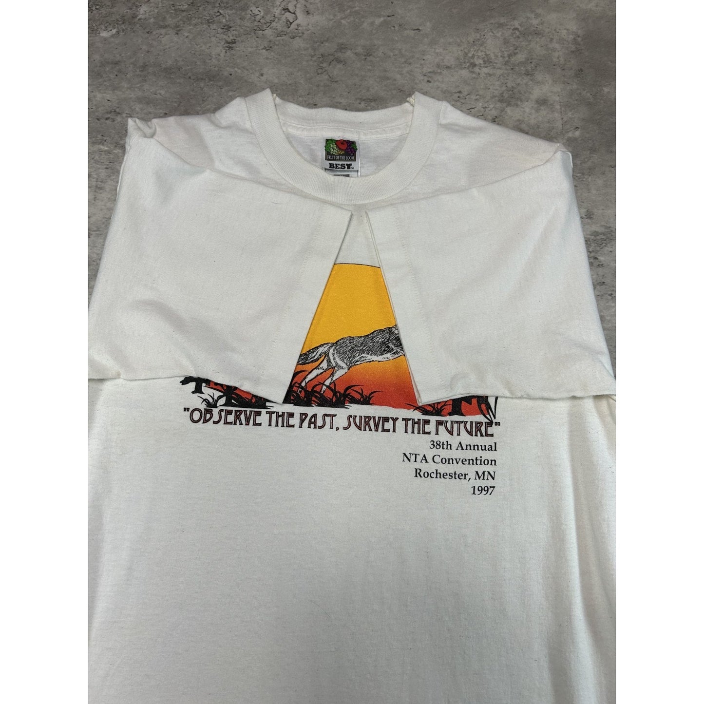 Vintage 1997 Observe The Past, Survive The Future Wolf Graphic T-Shirt Sz Medium