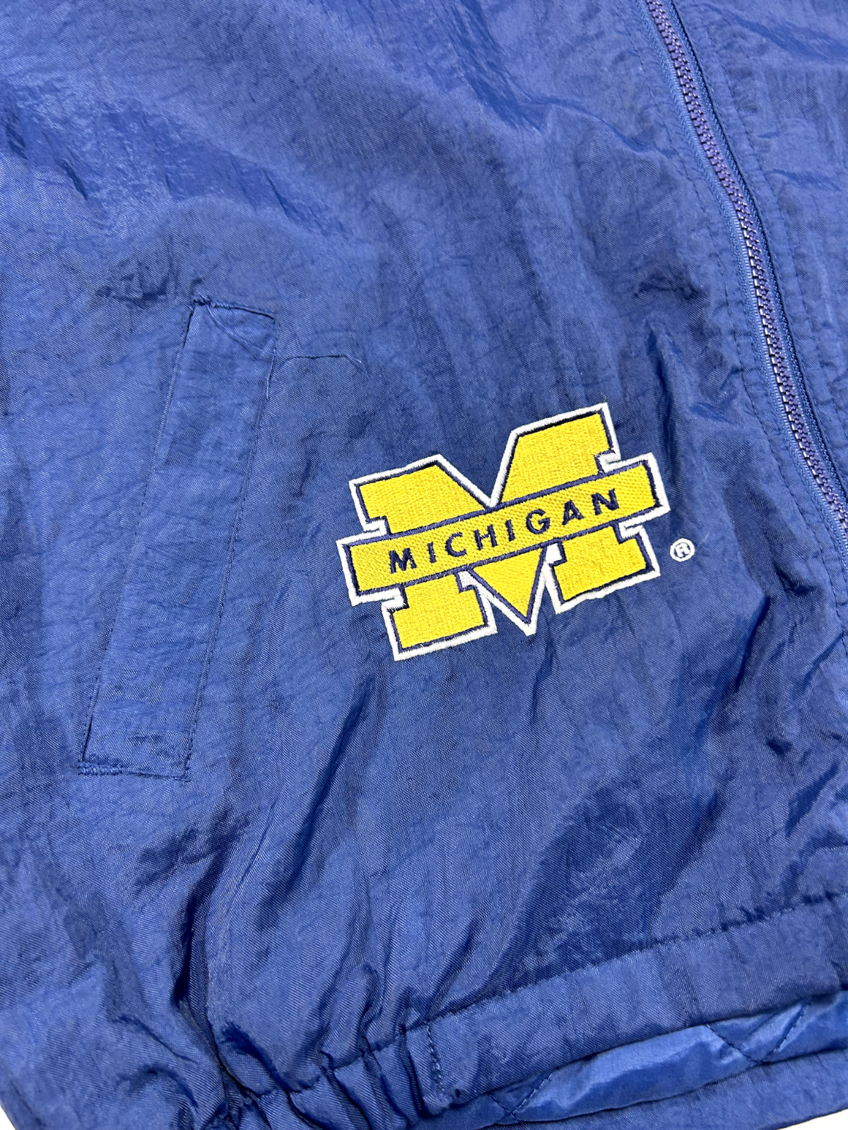 Vintage 90s Michigan Wolverines NCAA Insulated Pullover Starter Jacket Sz Medium