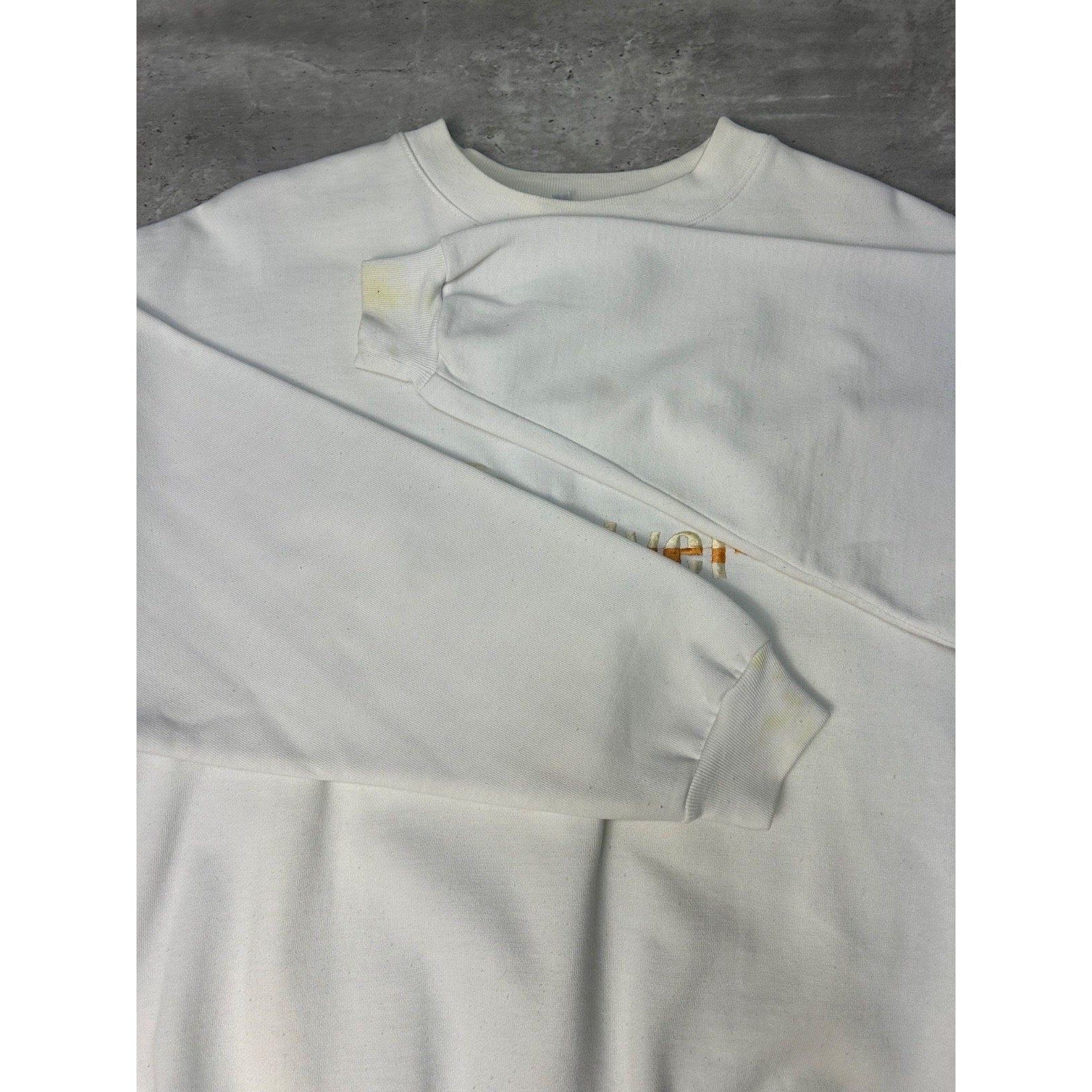 Vintage 90s Quiksilver Embroidered Spellout White Sweatshirt Size Large
