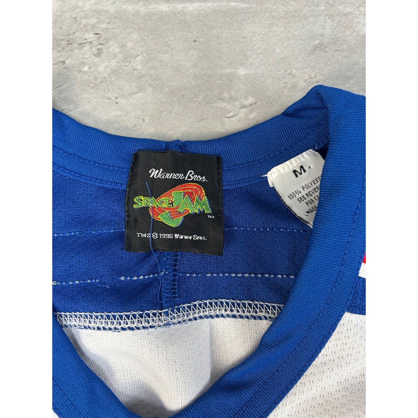 Vintage 1996 Space Jam Bugs Bunny Stitched Movie Promo Hockey Jersey Size Medium