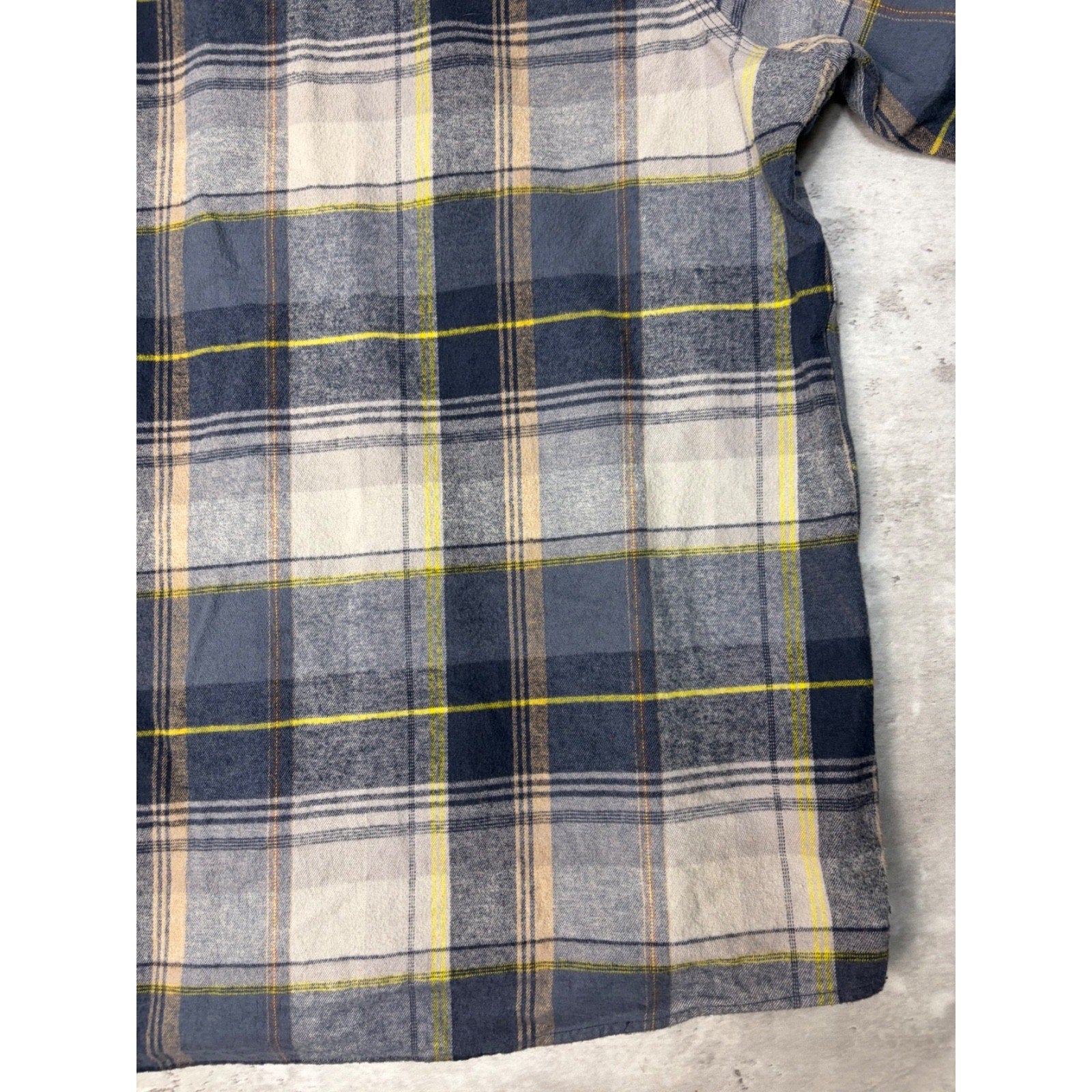 Carhartt Plaid Print Single Pocket Long Sleeve Workwear Button Up Shirt Size 2XL