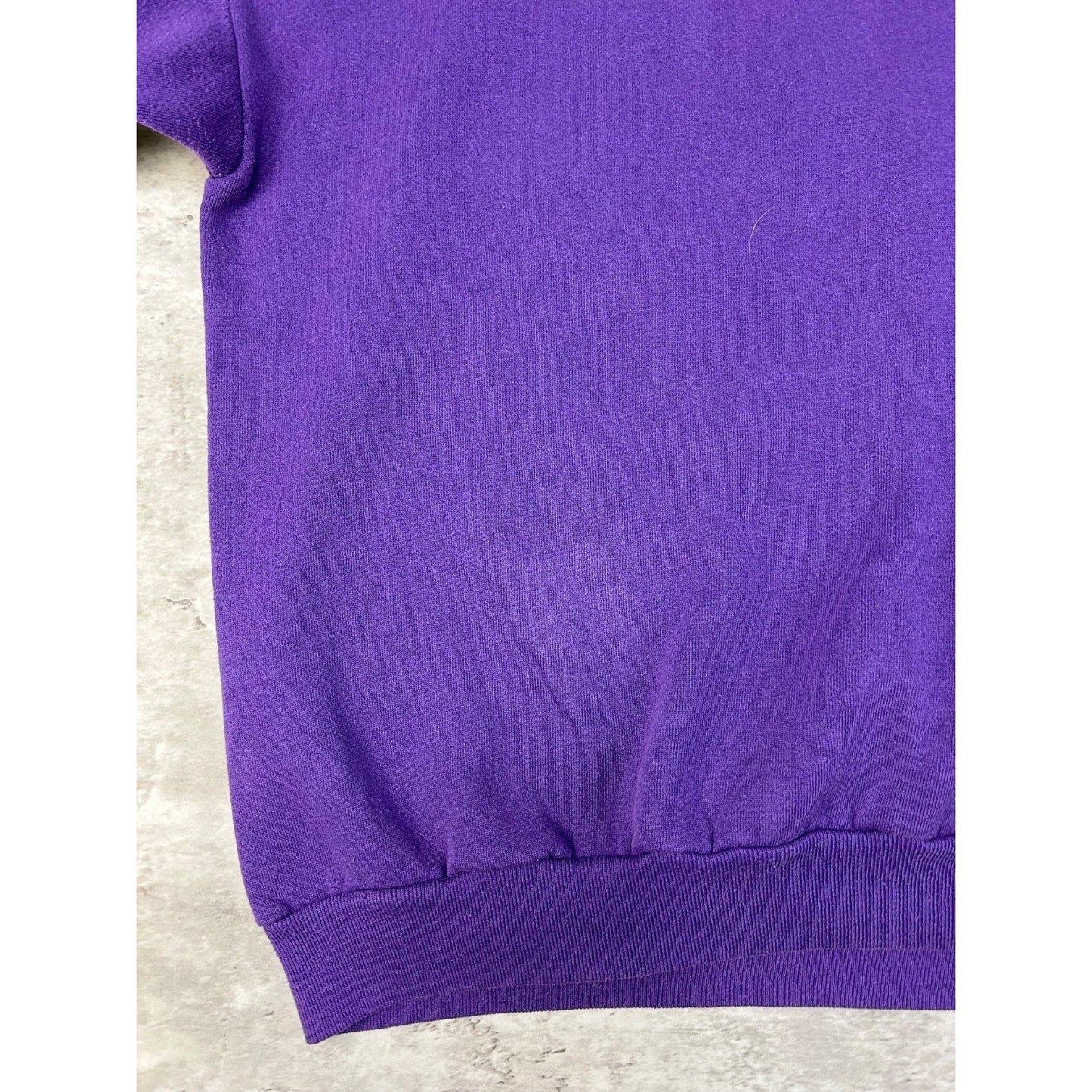 Vintage 1984 Los Angeles Lakers Basketball Club NBA Graphic Sweatshirt Size XL