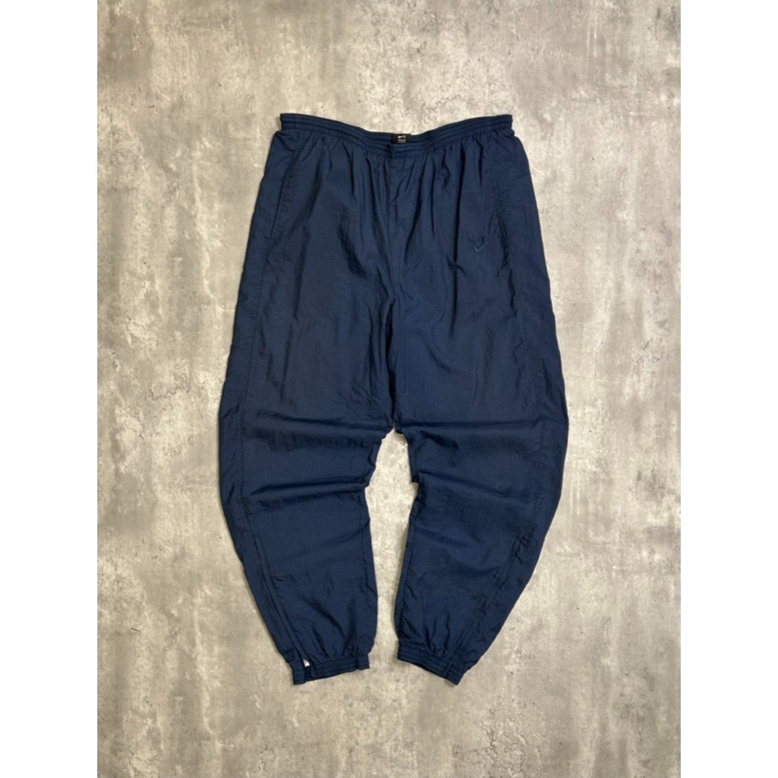 Vintage 2000s Nike Tonal Embroidered Logo Nylon Track Pants Size Large