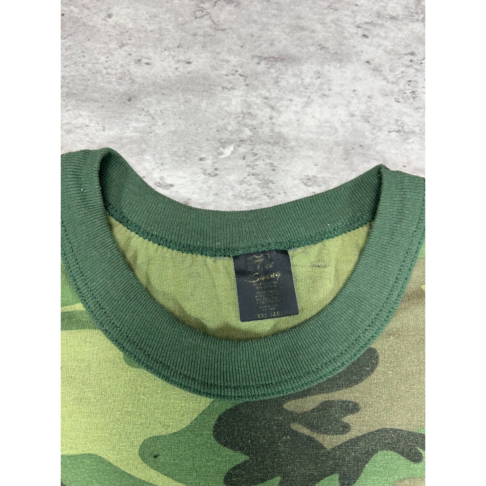 Vintage 80s Woodland Camo Hunting T-Shirt Size XXL