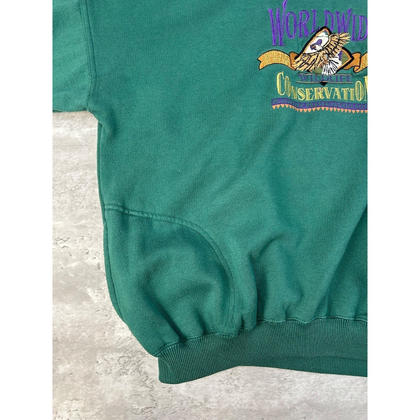 Vintage 90s Wildlife Conservation Embroidered Eagle Crest Sweatshirt Size XL
