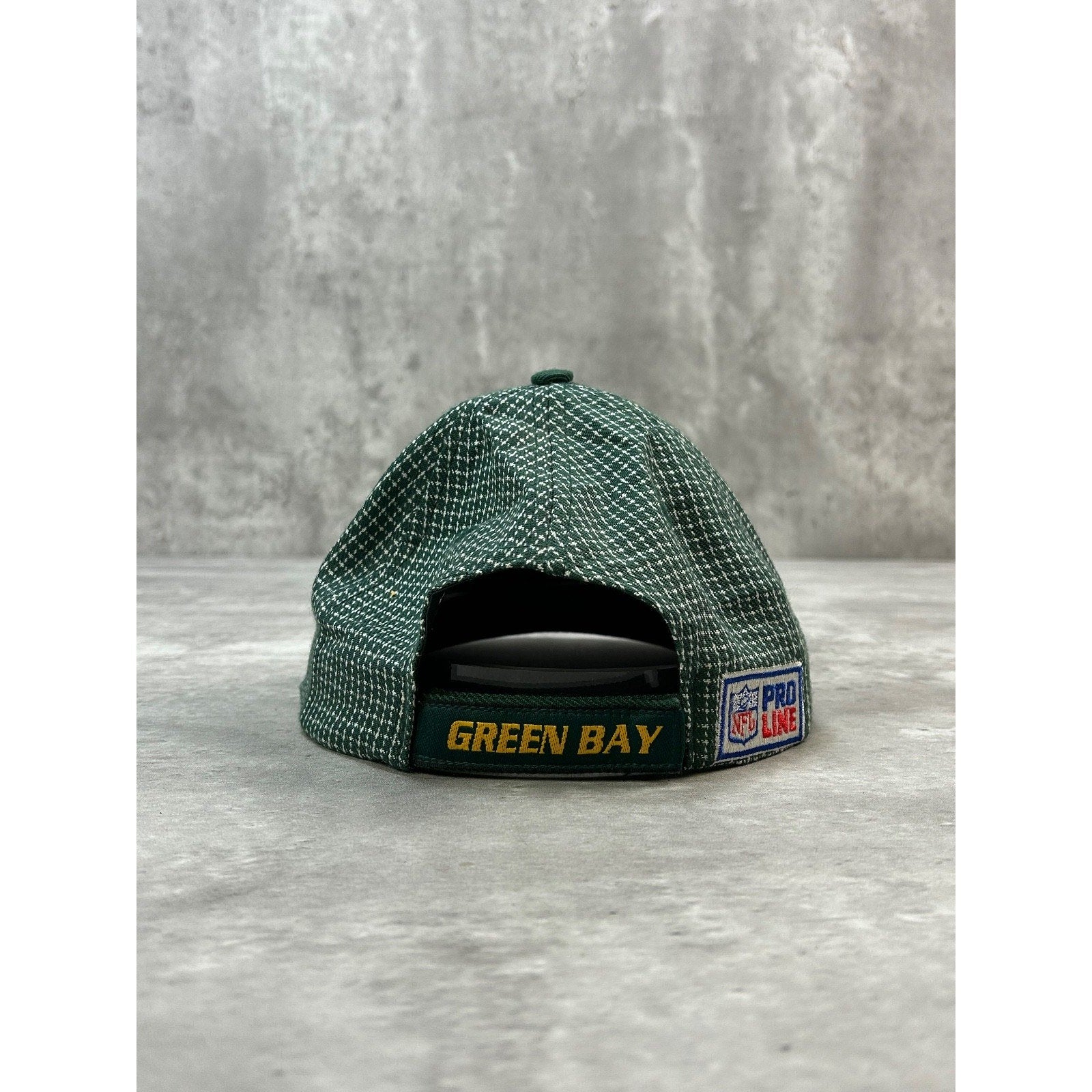 Vintage 90s Green Bay Packers NFL Embroidered Spellout Strapback Hat OSFA
