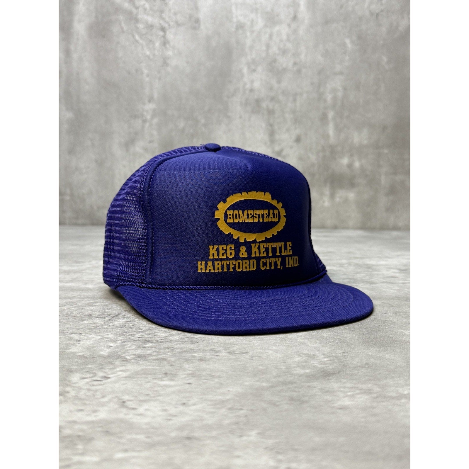 Vintage 80s/90s Homestead Keg & Kettle Graphic Trucker Snapback Hat OSFA